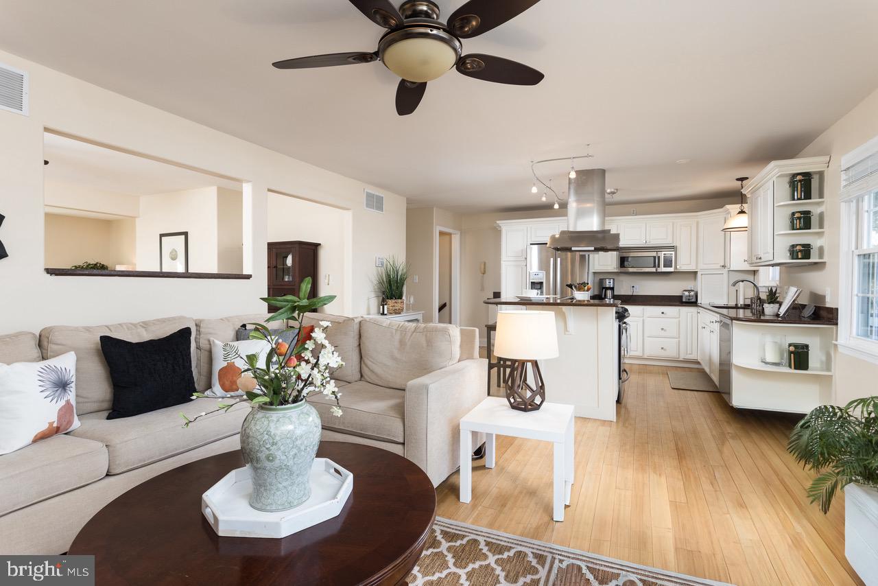 BIRD RIVER GROVE - Residential