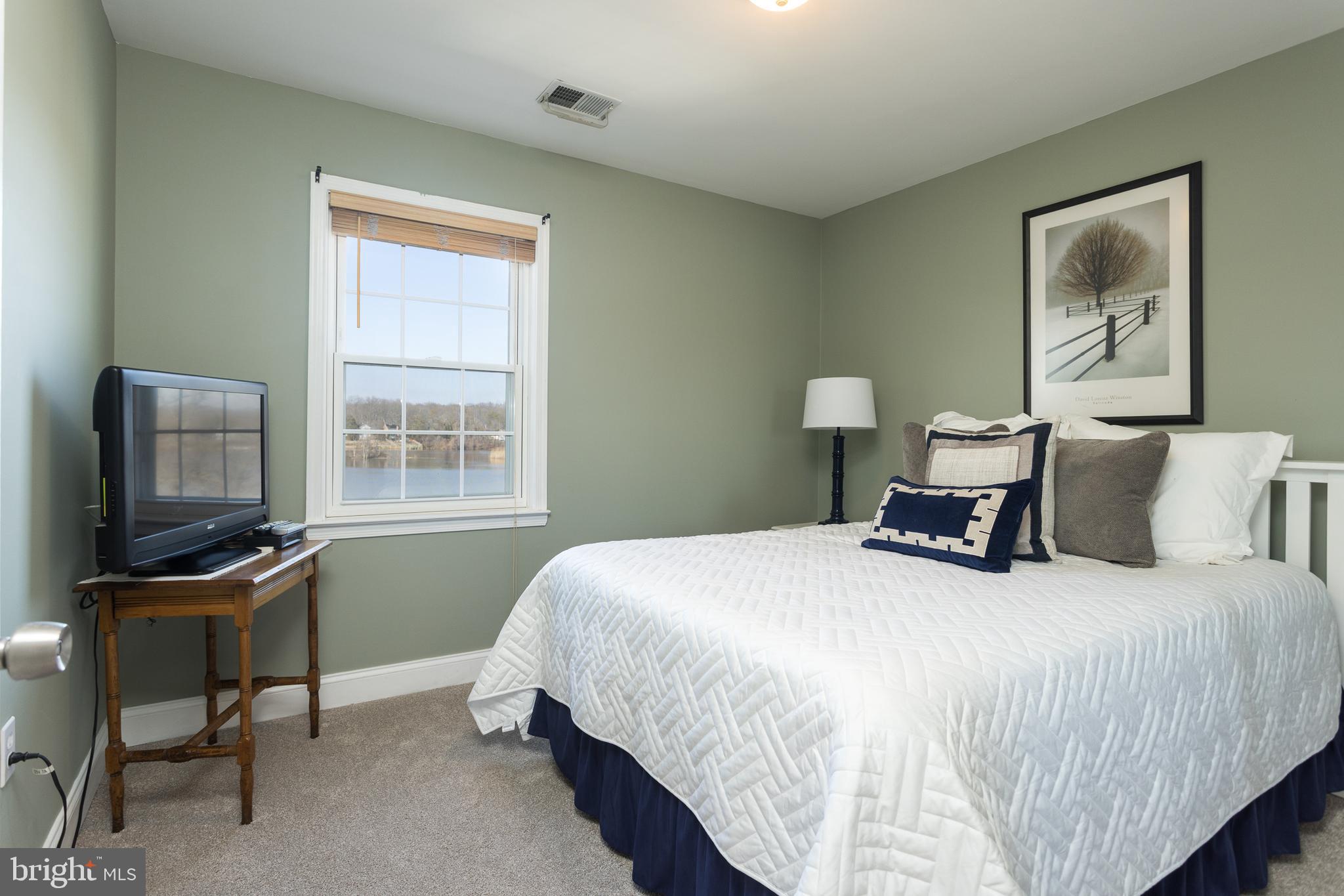 BIRD RIVER GROVE - Residential