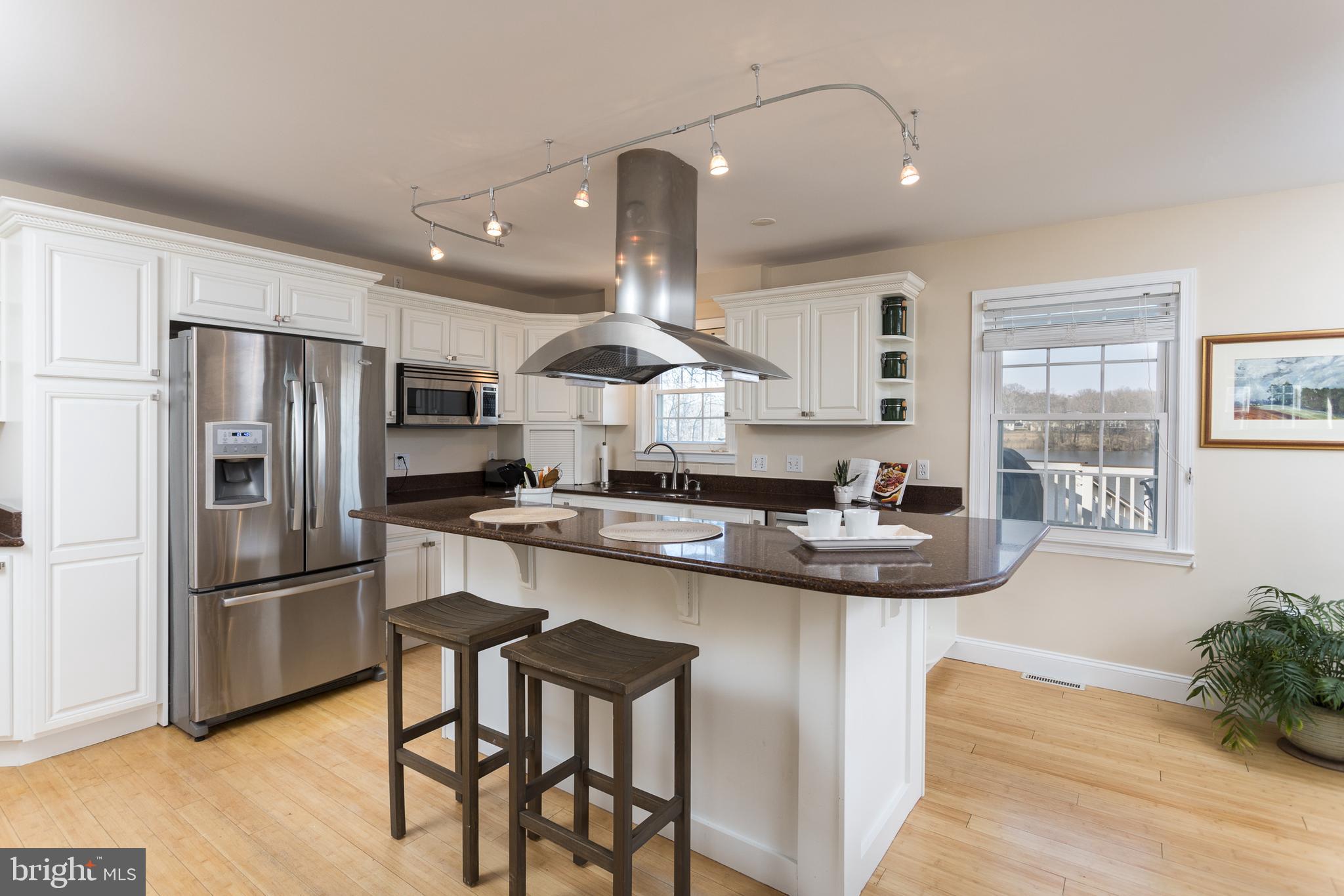 BIRD RIVER GROVE - Residential