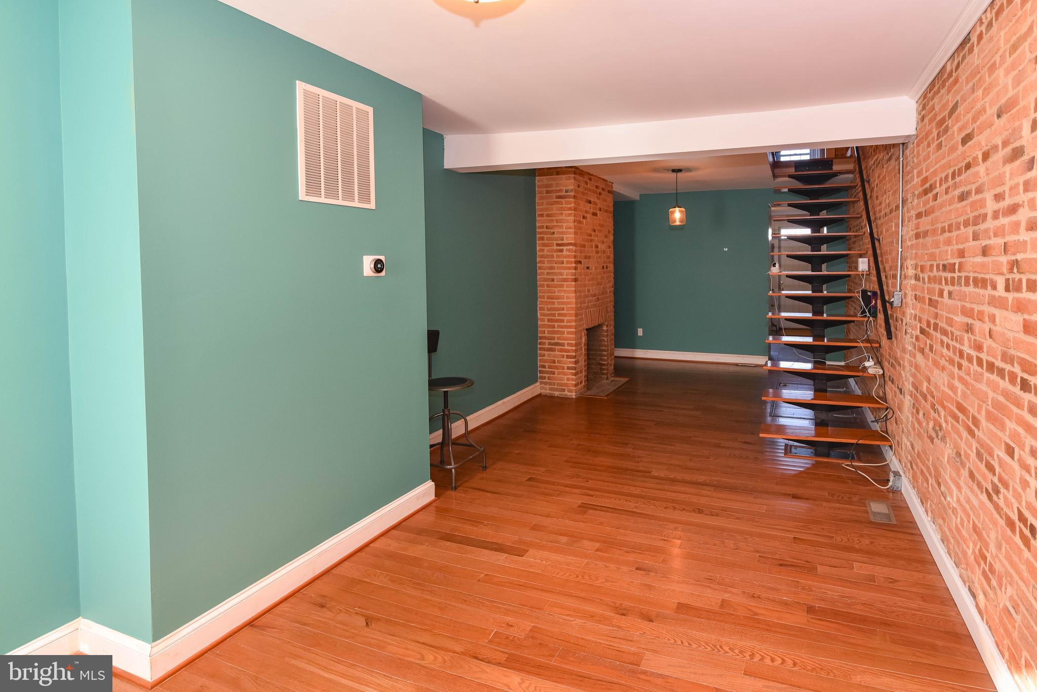 1238 WALL STREET