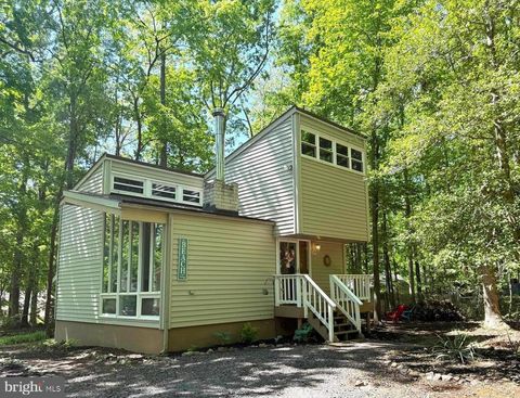 Homes For Sale - 207 Cumberland Circle<br/> LOCUST GROVE, VA 22508