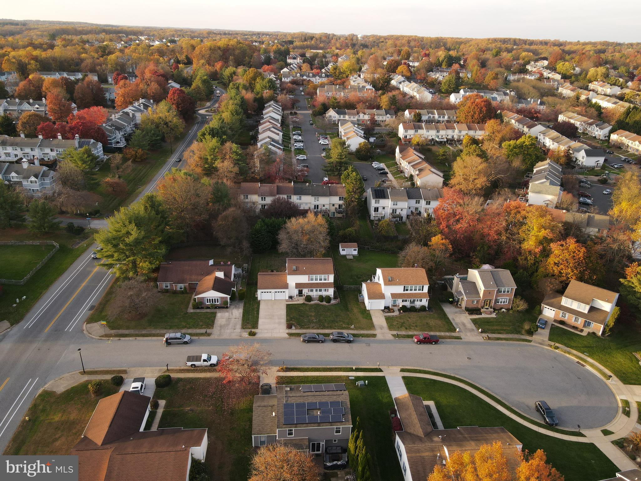 CONSTANT FRIENDSHIP - Residential