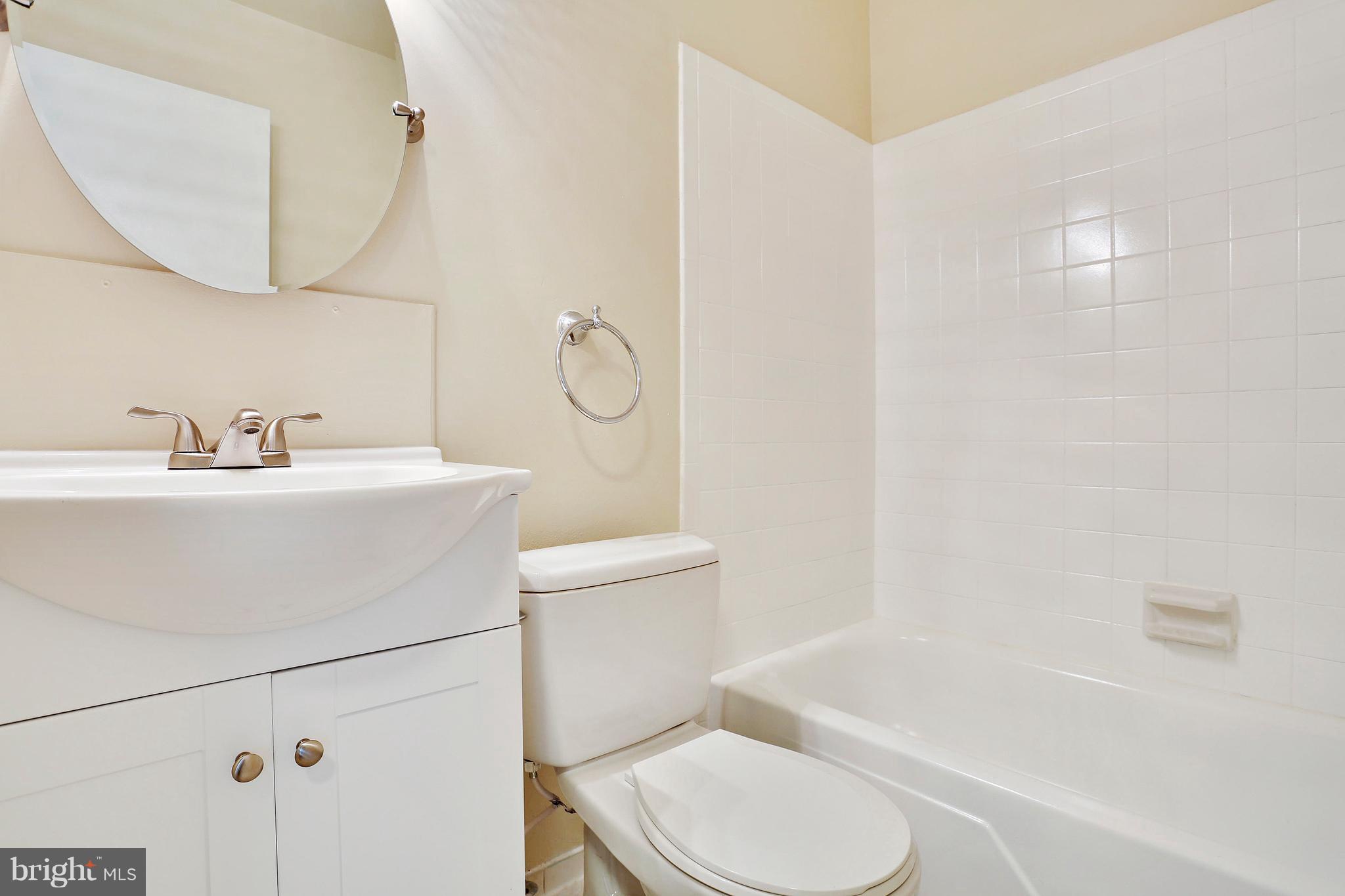 RIVA FARMS - Residential