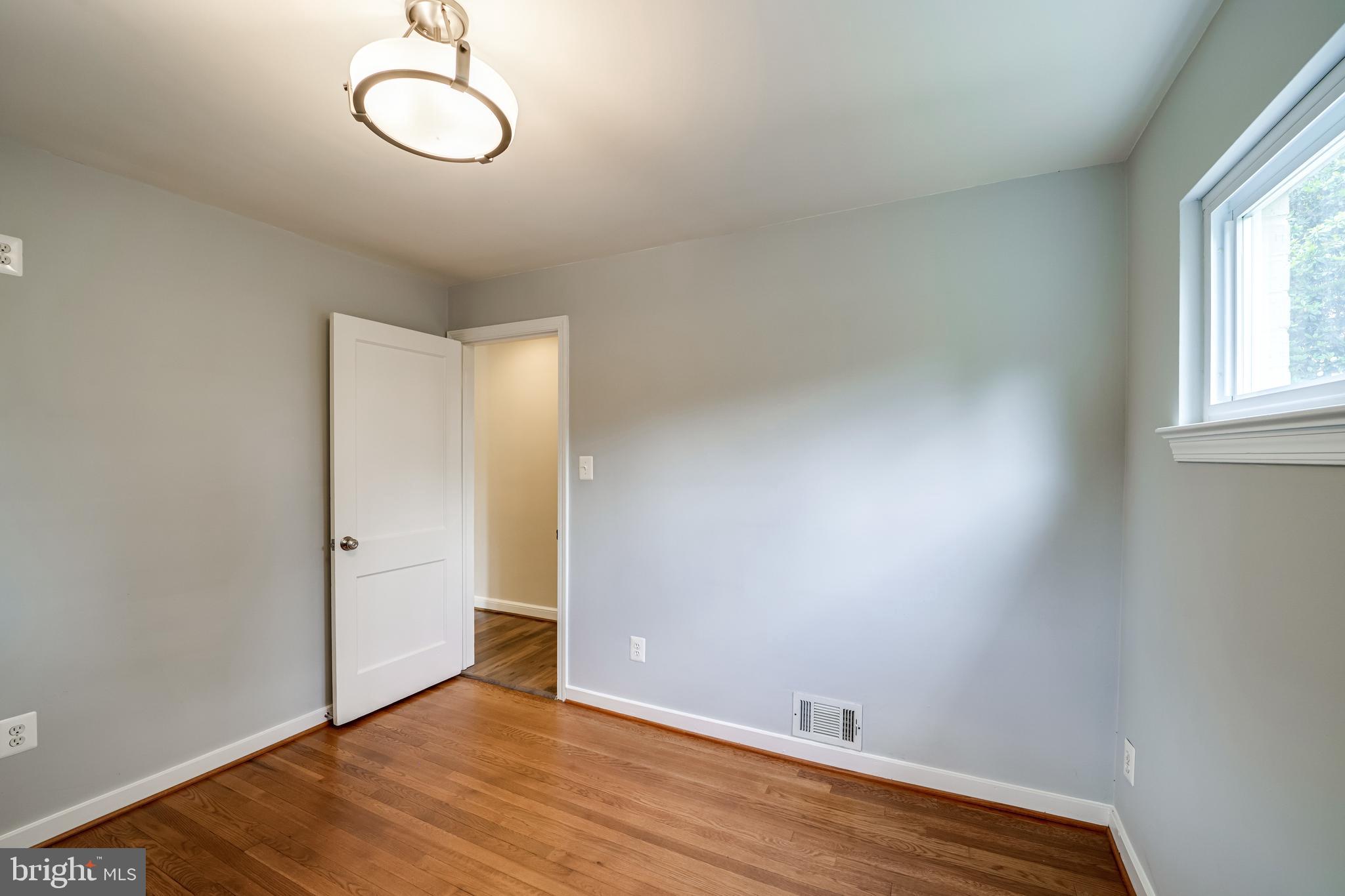 MINOR HILL - Residential