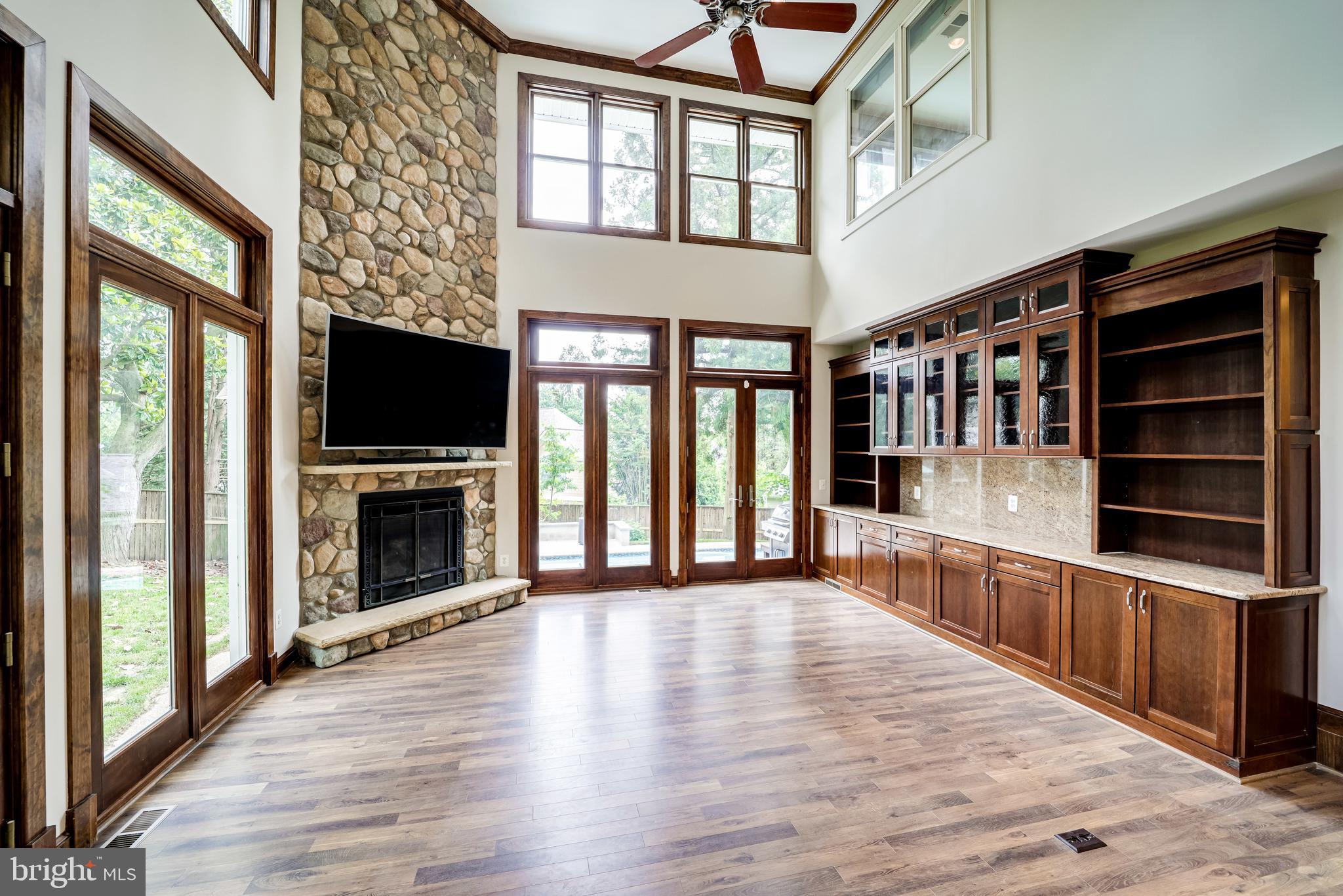 MINOR HILL - Residential