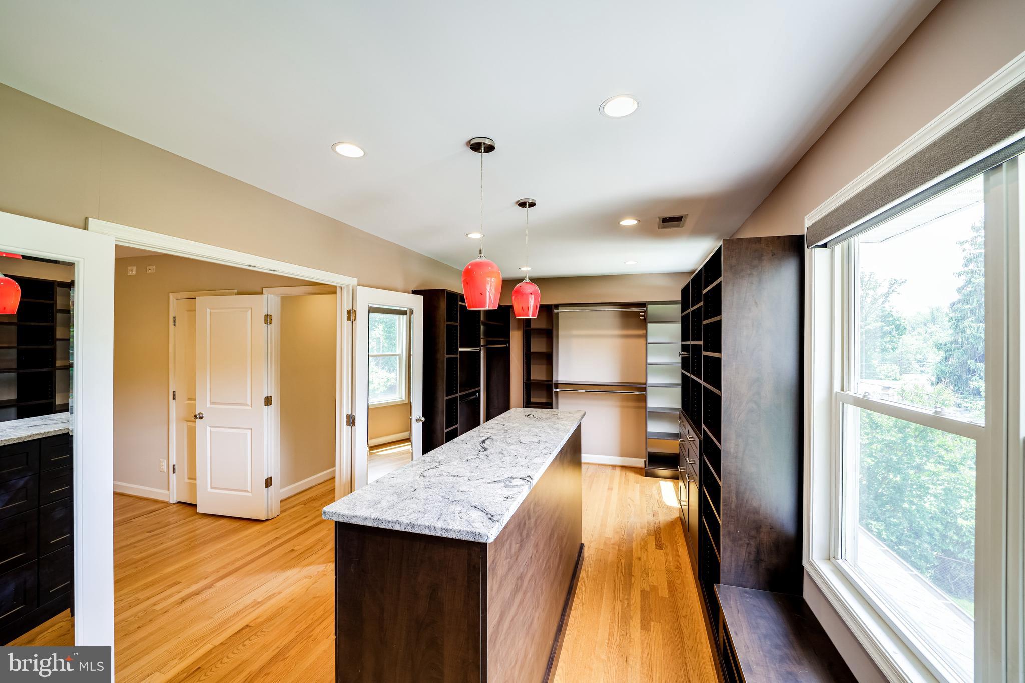 MINOR HILL - Residential