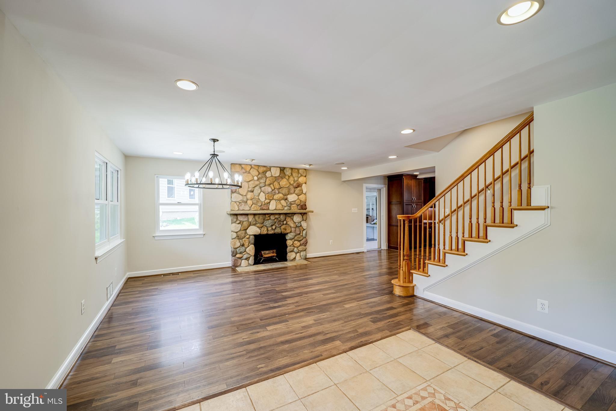 MINOR HILL - Residential