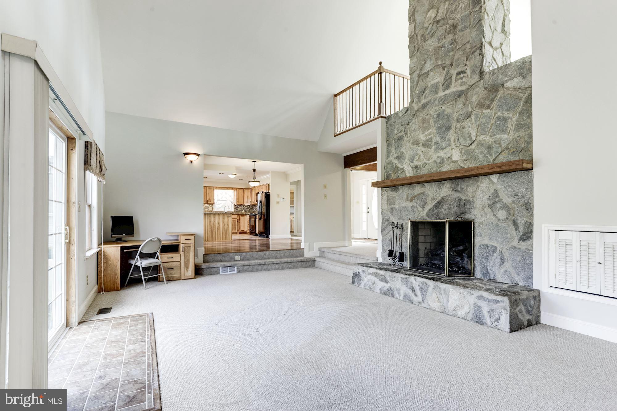 PEMBROKE GROVE - Residential