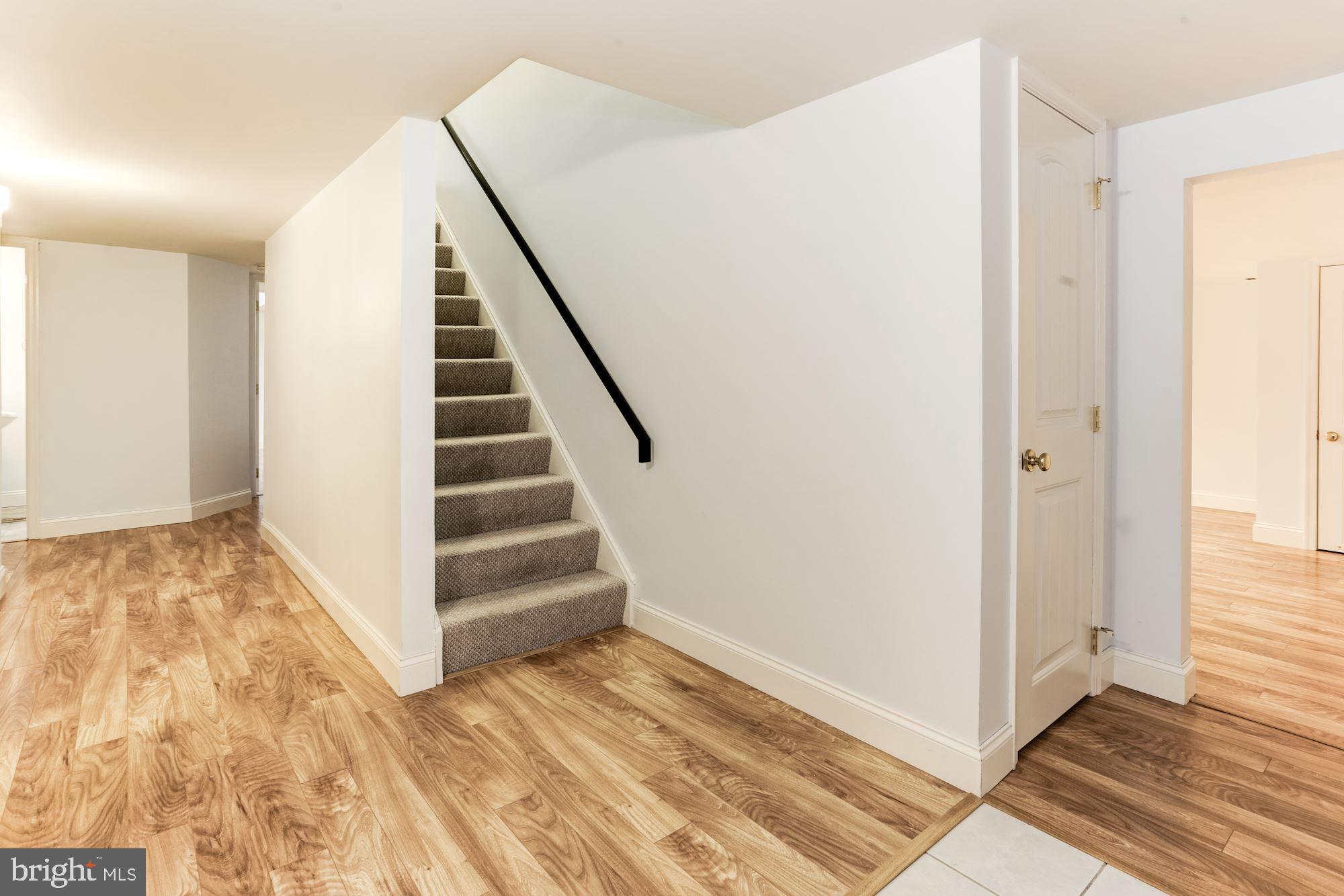 PEMBROKE GROVE - Residential