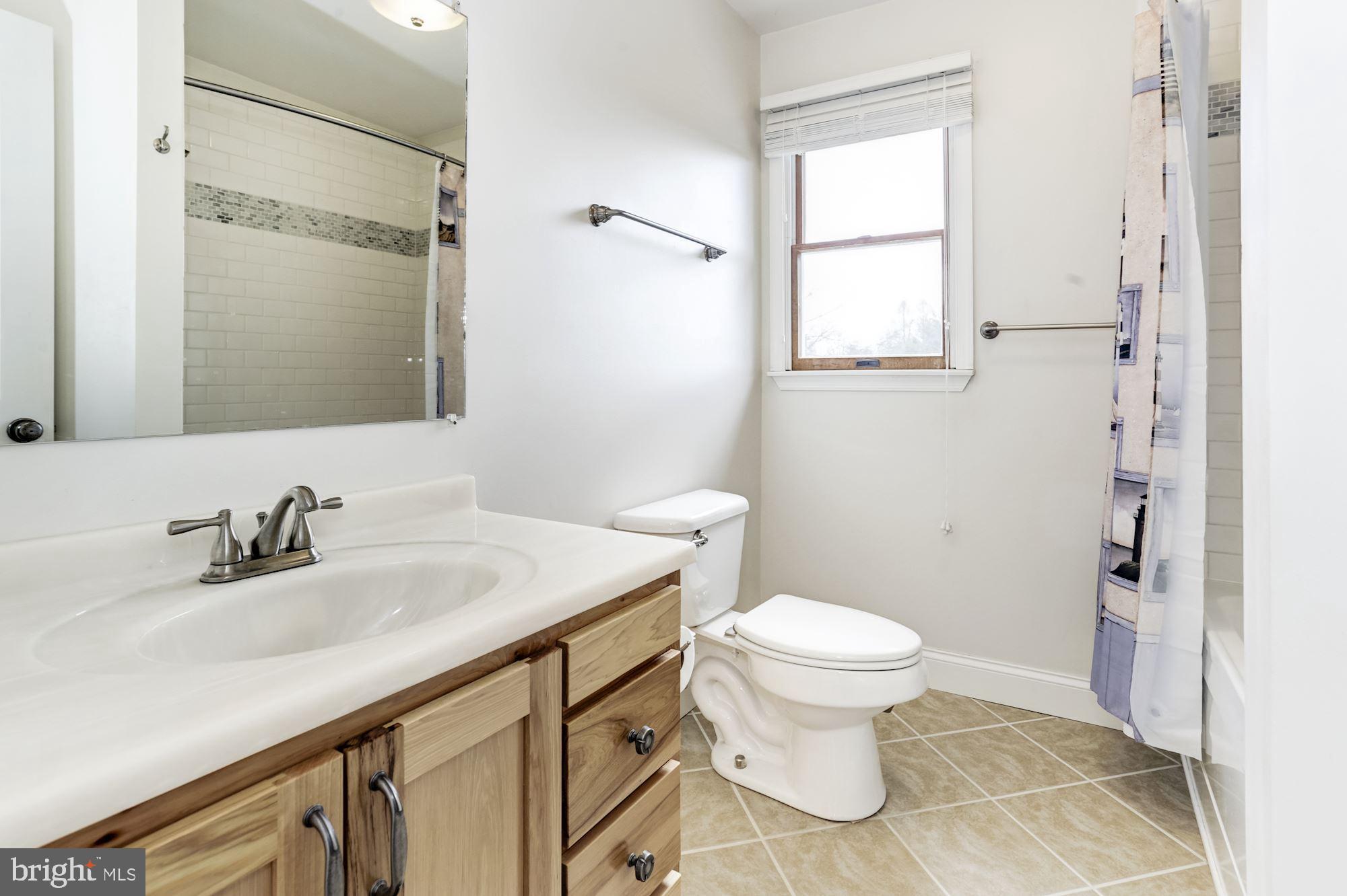 PEMBROKE GROVE - Residential