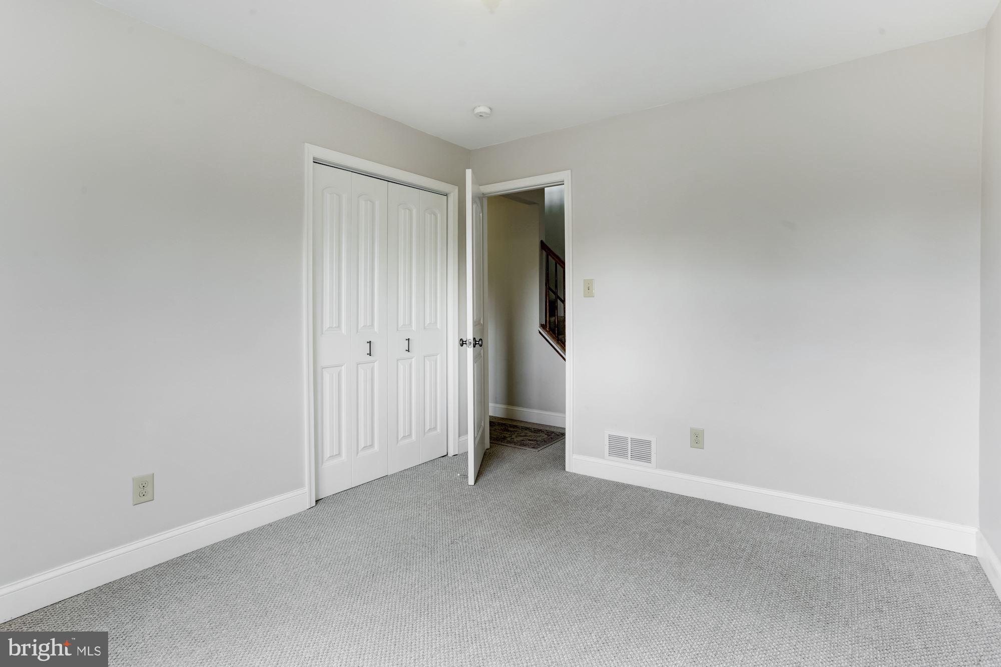 PEMBROKE GROVE - Residential