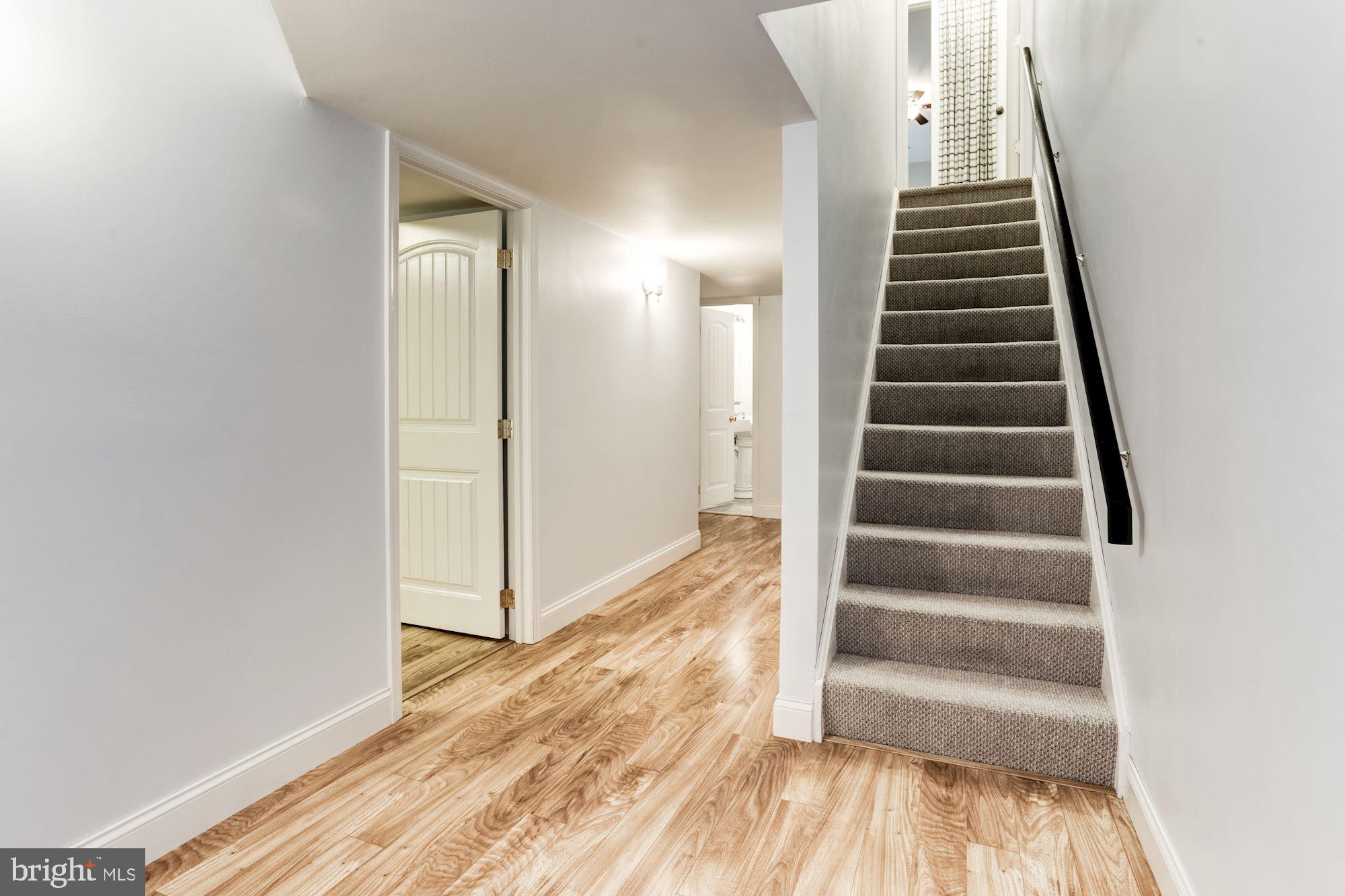 PEMBROKE GROVE - Residential