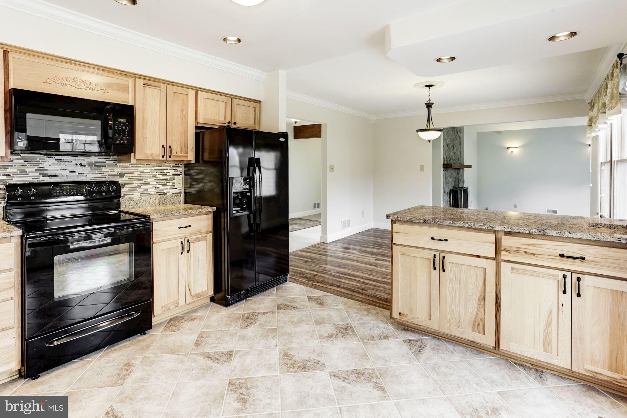 PEMBROKE GROVE - Residential