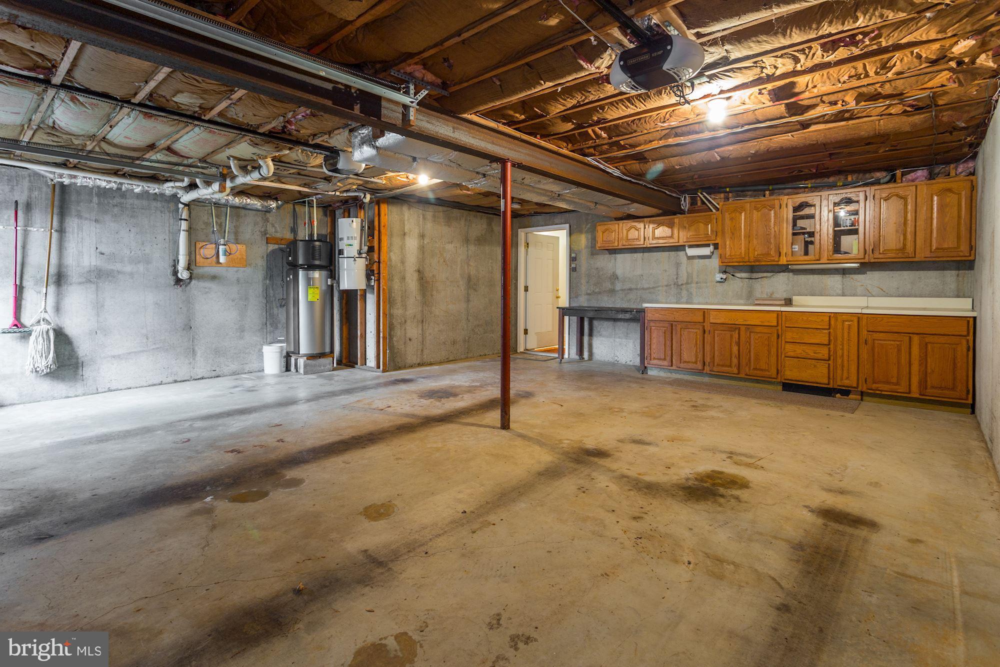 PEMBROKE GROVE - Residential