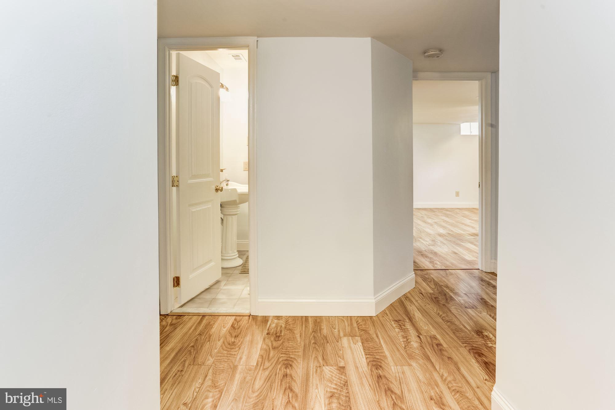 PEMBROKE GROVE - Residential