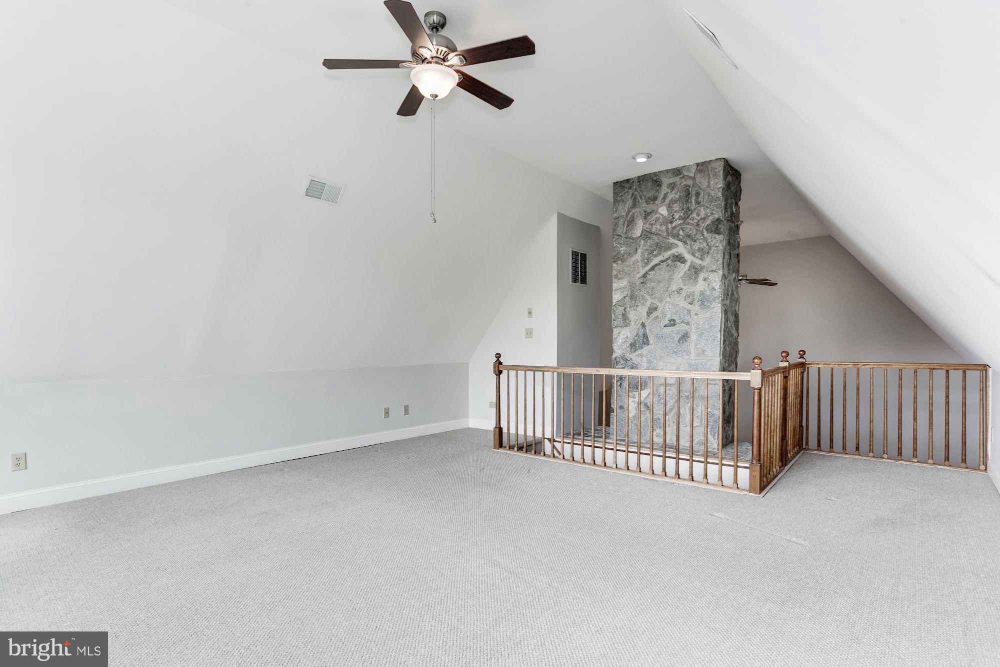 PEMBROKE GROVE - Residential