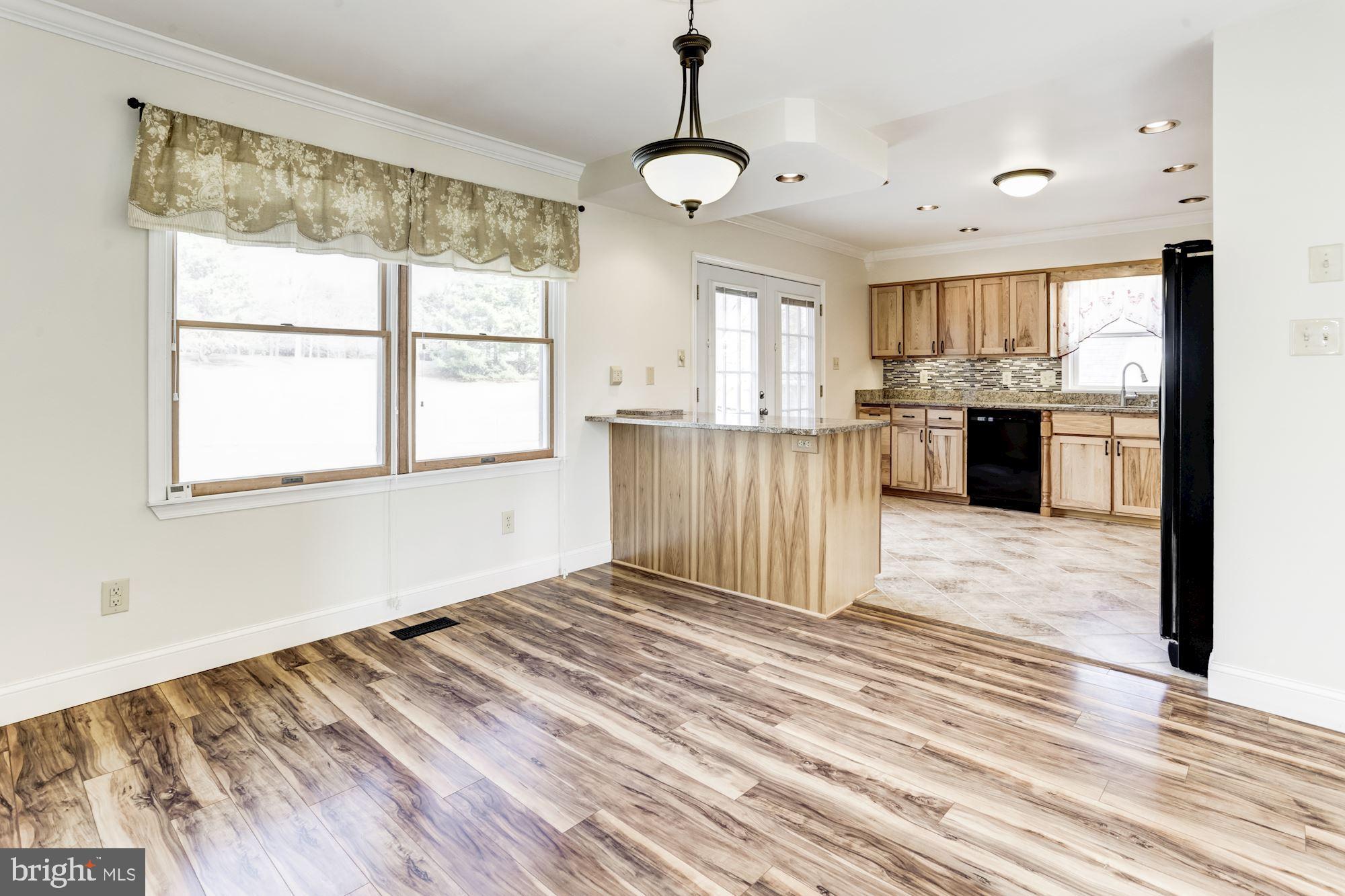 PEMBROKE GROVE - Residential