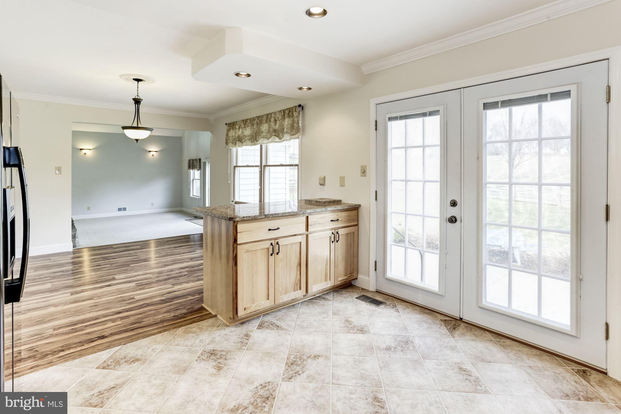 PEMBROKE GROVE - Residential