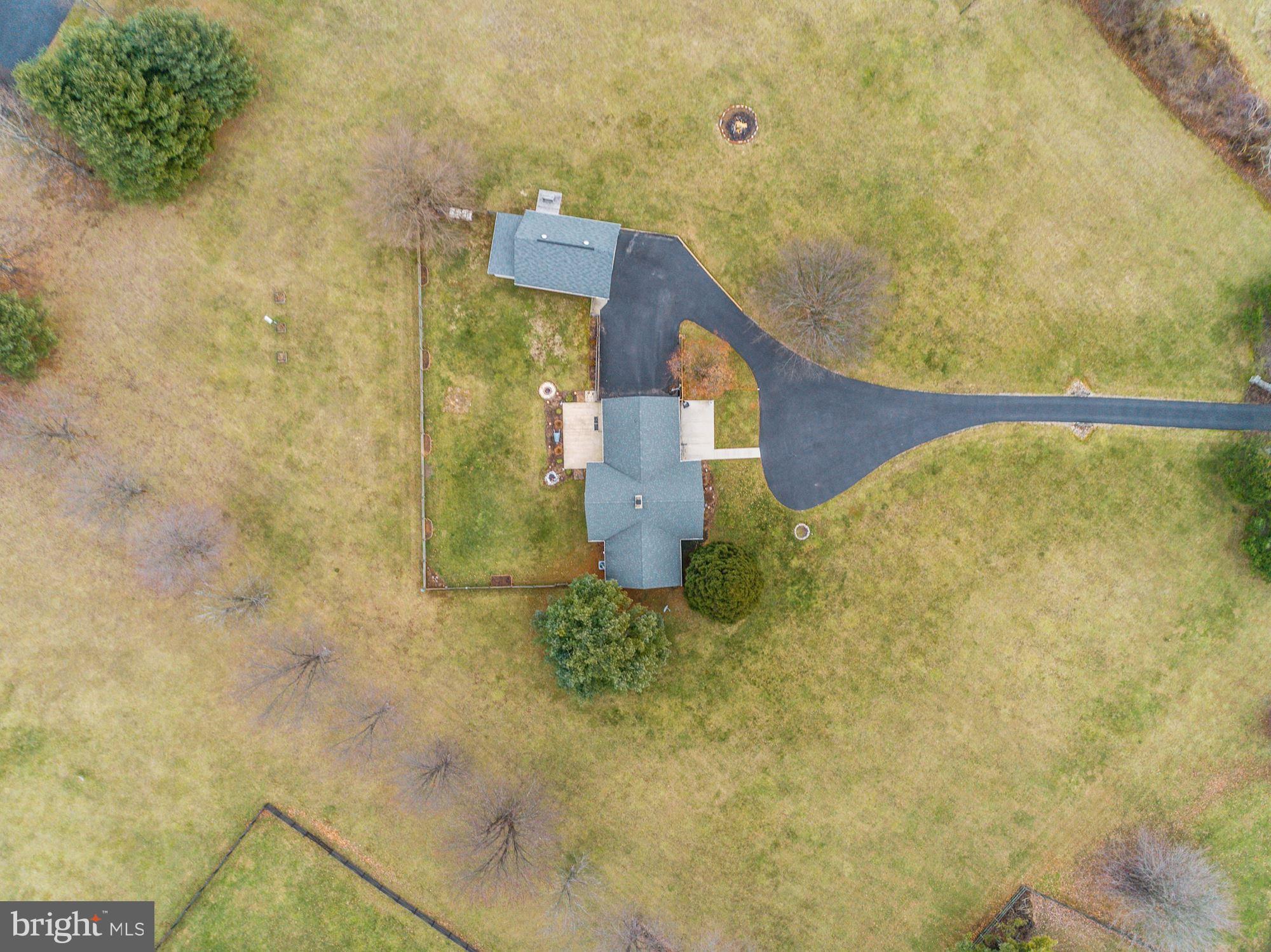 PEMBROKE GROVE - Residential