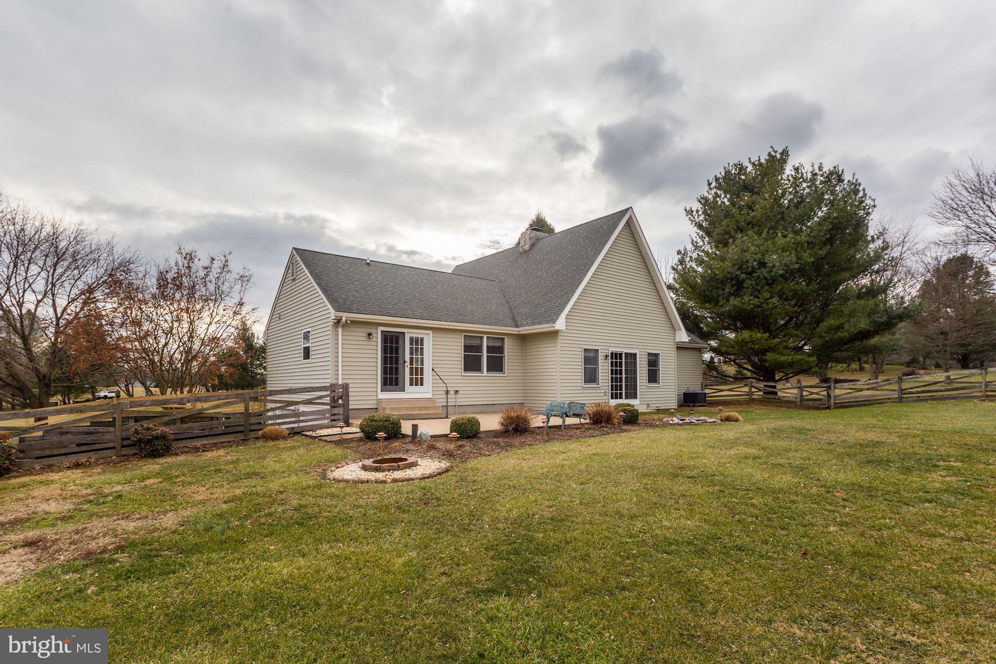 PEMBROKE GROVE - Residential