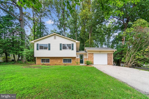 100 OAK DR, ANNAPOLIS, MD 21403 - Image af8fecb69cb78933d3362700a5866fbc/3609194617