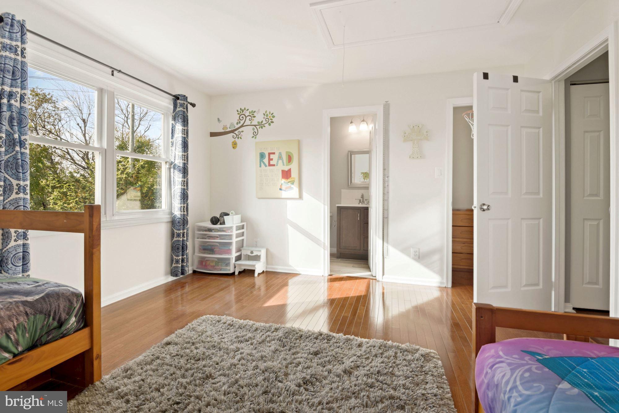 FALLSMERE - Residential