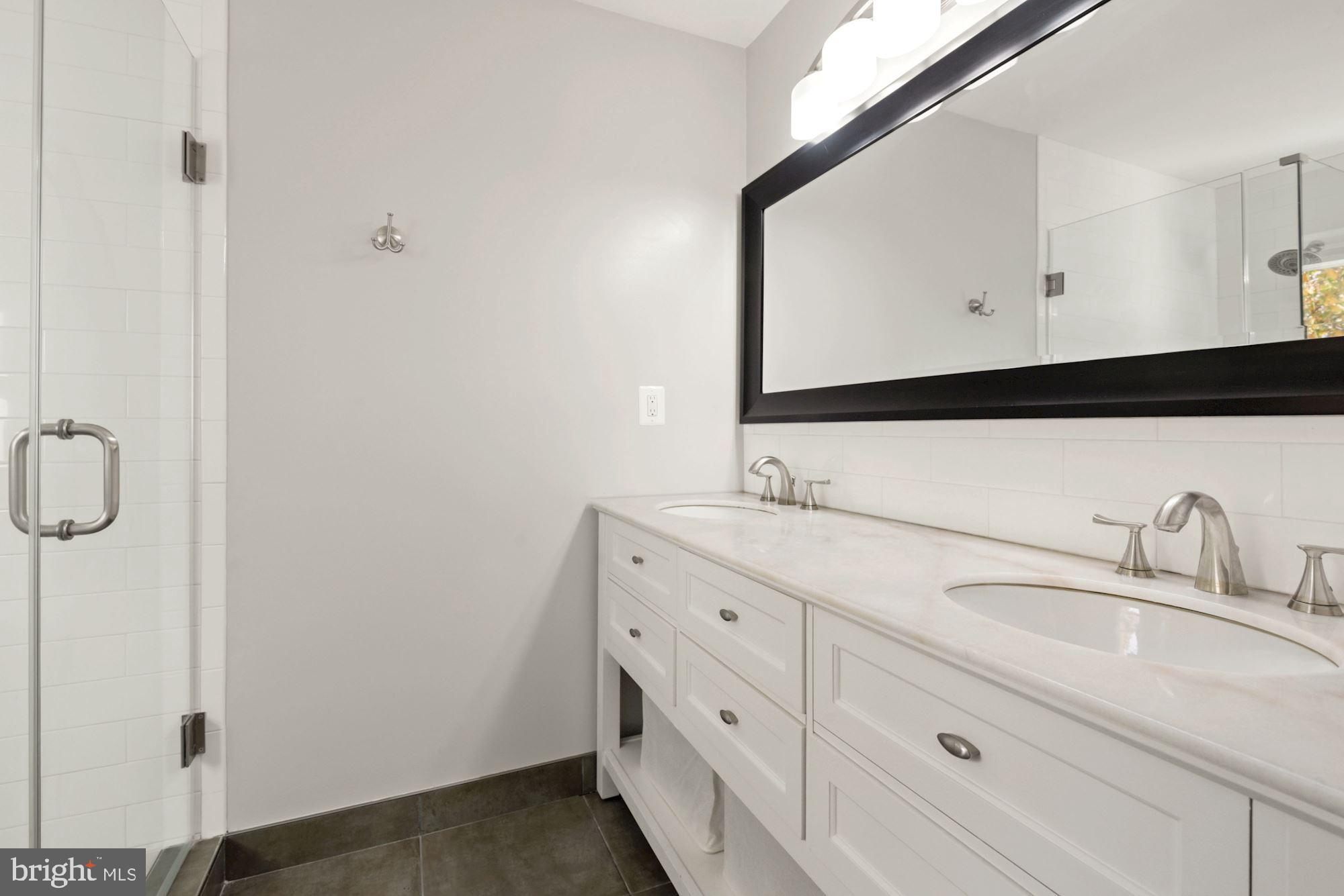 FALLSMERE - Residential