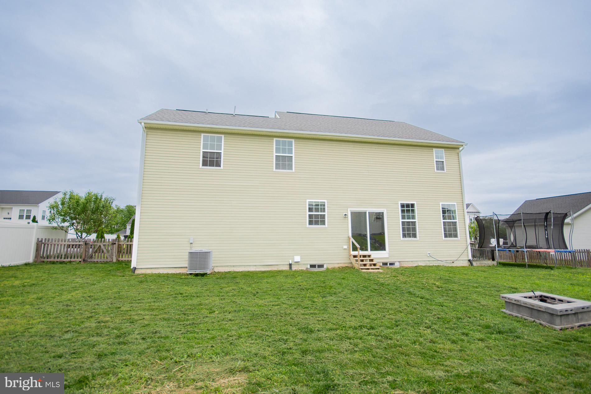 STONEBROOK VILLAGE - Residential