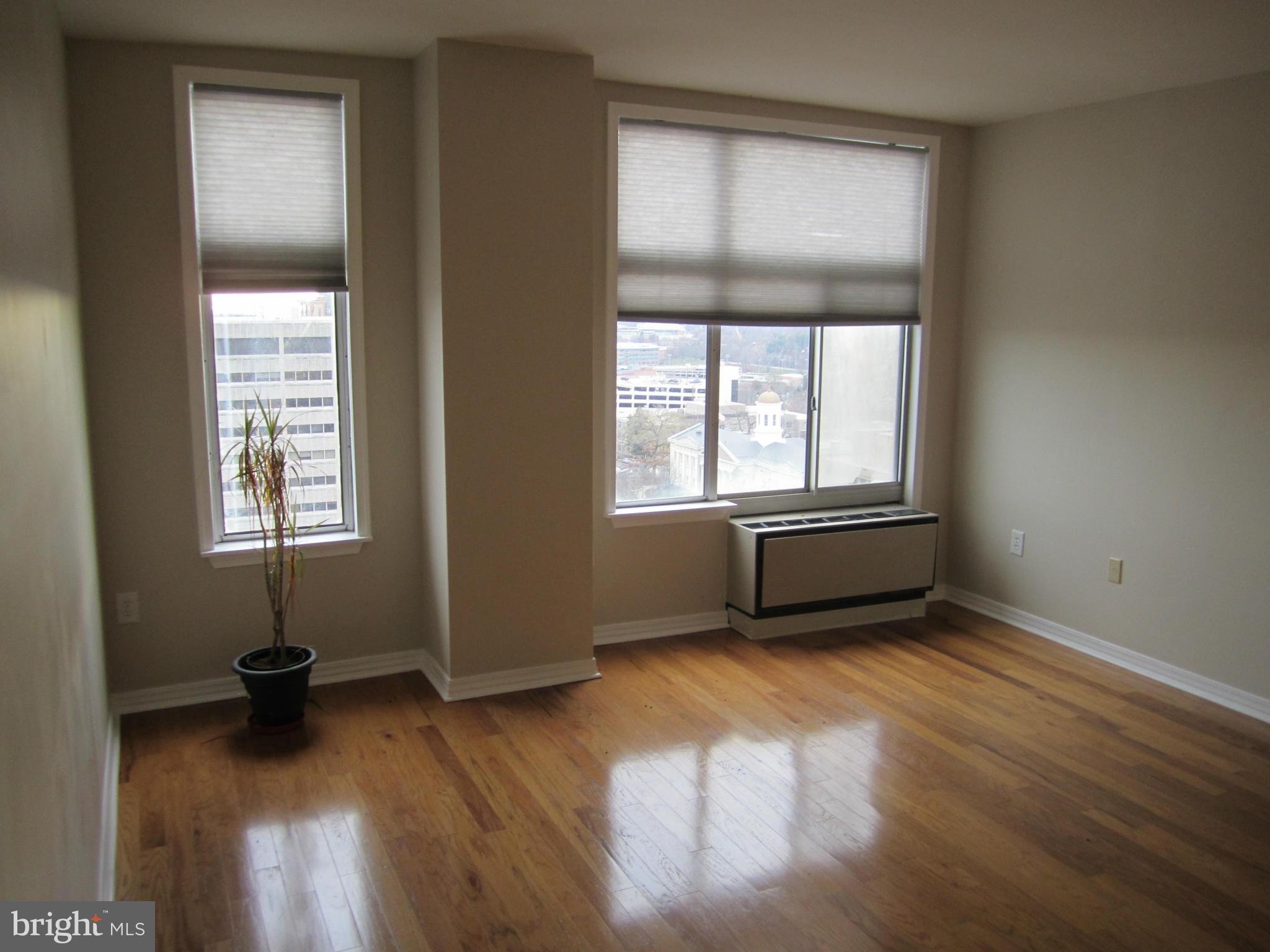 PENTHOUSE - Residential Lease