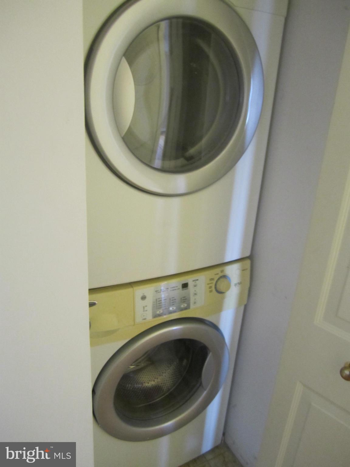 PENTHOUSE - Residential Lease