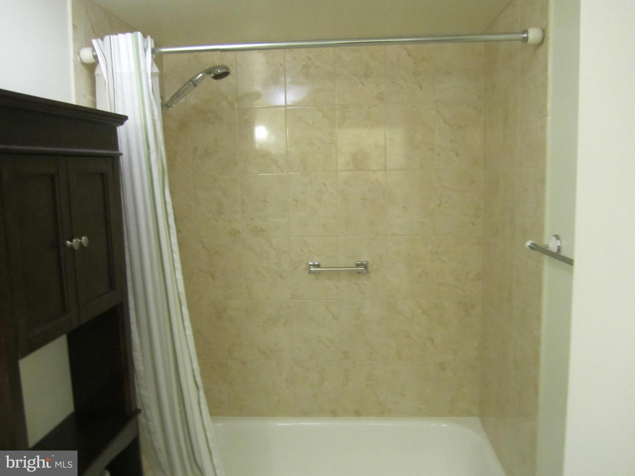 PENTHOUSE - Residential Lease