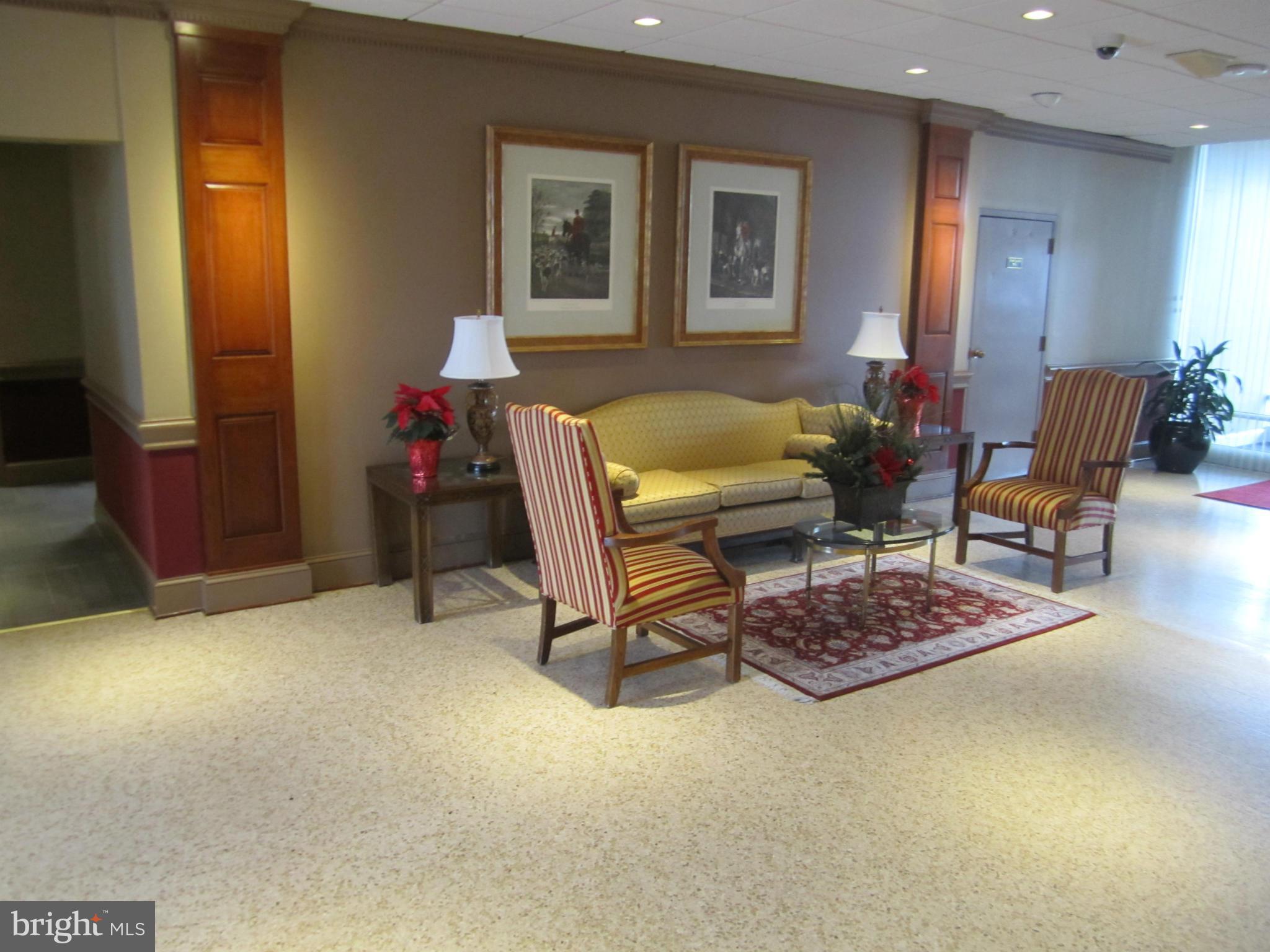 PENTHOUSE - Residential Lease