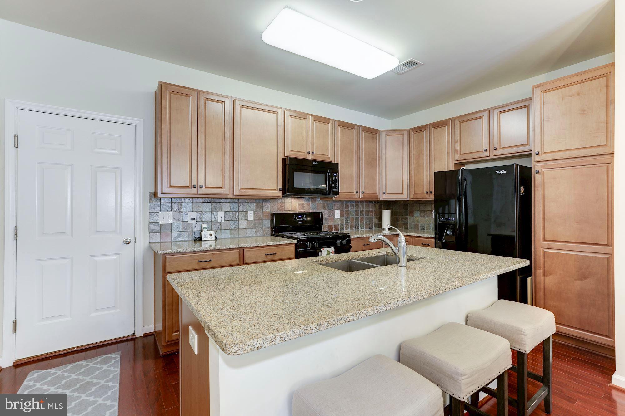 TOWNES AT GOOSE CREEK VILLAGE - Residential Lease