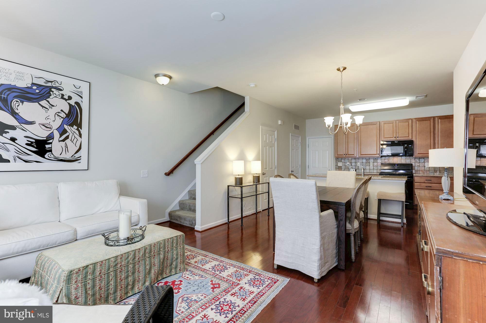 TOWNES AT GOOSE CREEK VILLAGE - Residential Lease