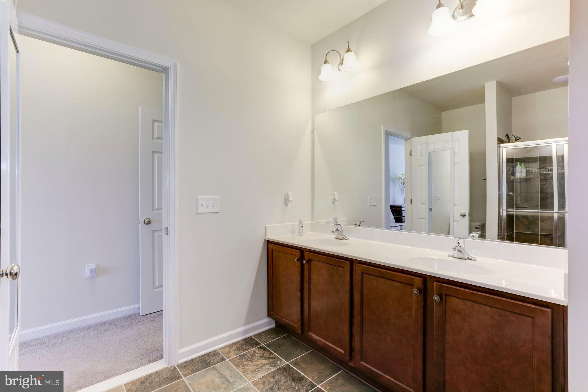 TOWNES AT GOOSE CREEK VILLAGE - Residential Lease