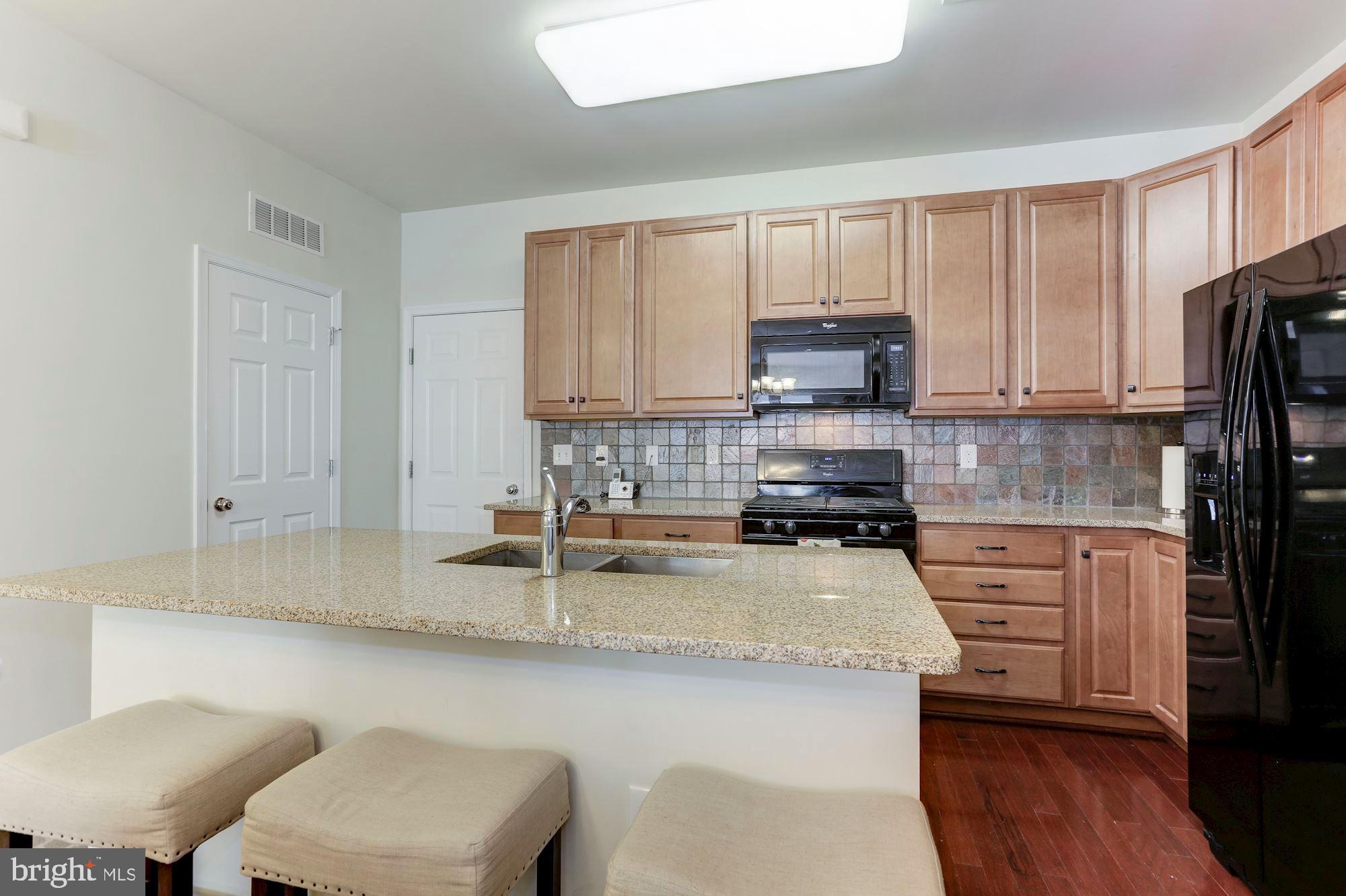 TOWNES AT GOOSE CREEK VILLAGE - Residential Lease