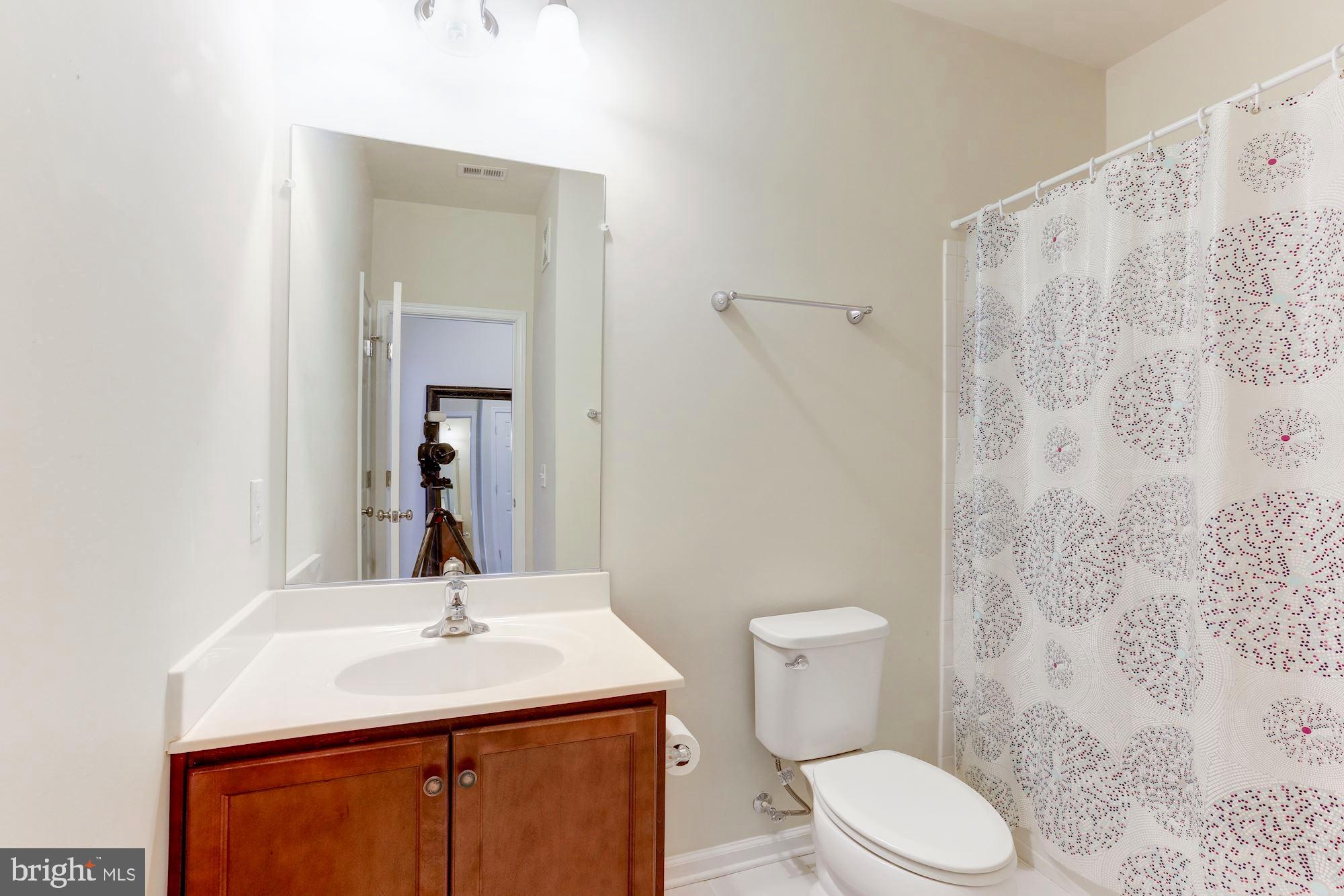 TOWNES AT GOOSE CREEK VILLAGE - Residential Lease