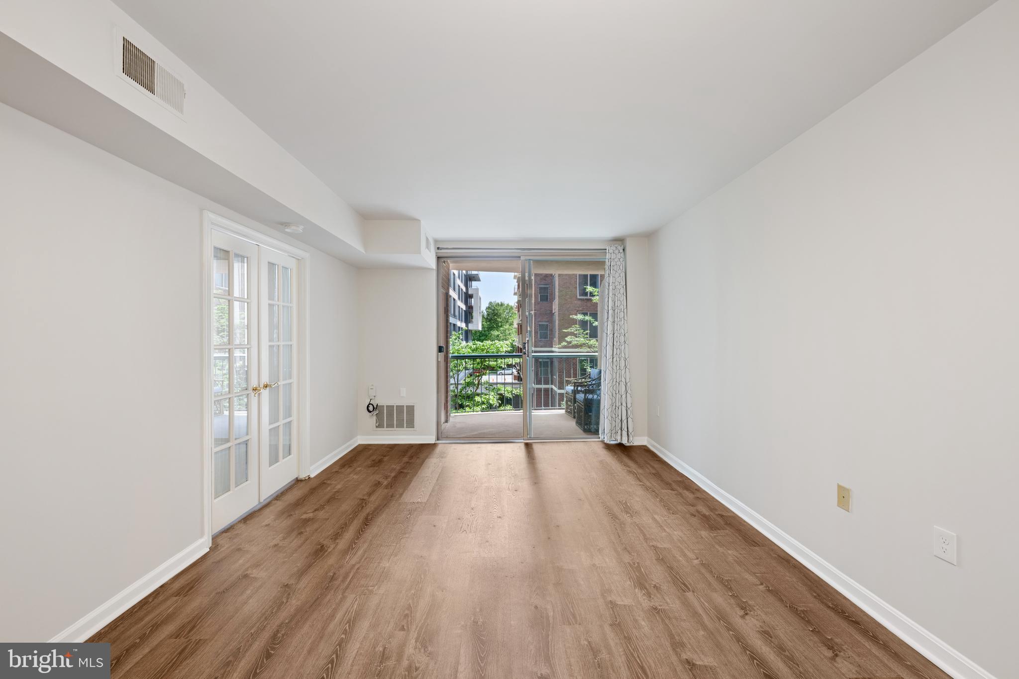 THE CHRISTOPHER - Residential Lease