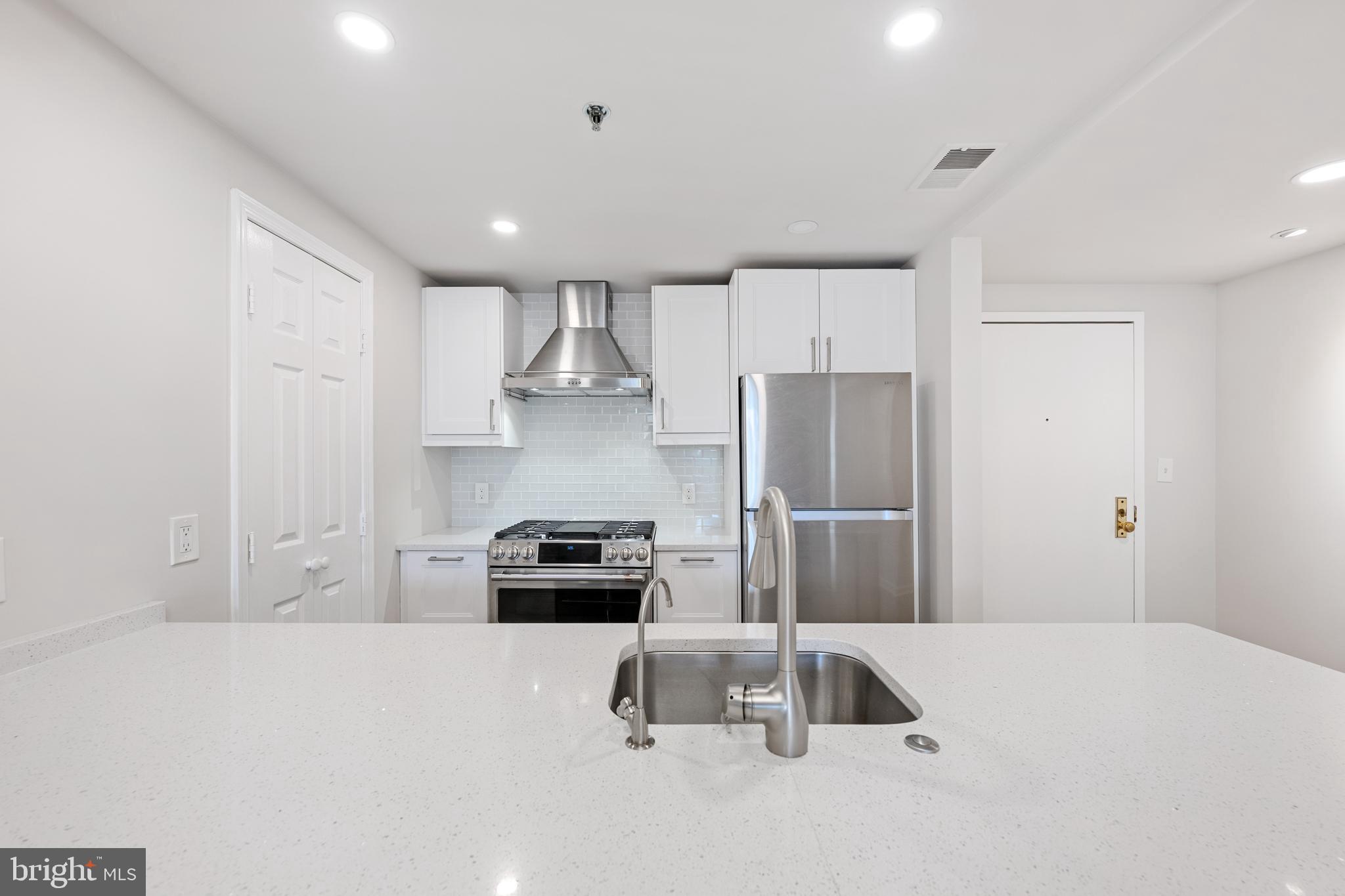 THE CHRISTOPHER - Residential Lease