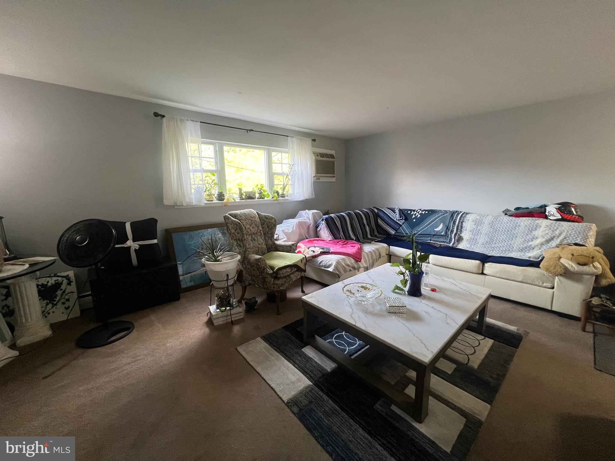 1147 TABOR PLAZA