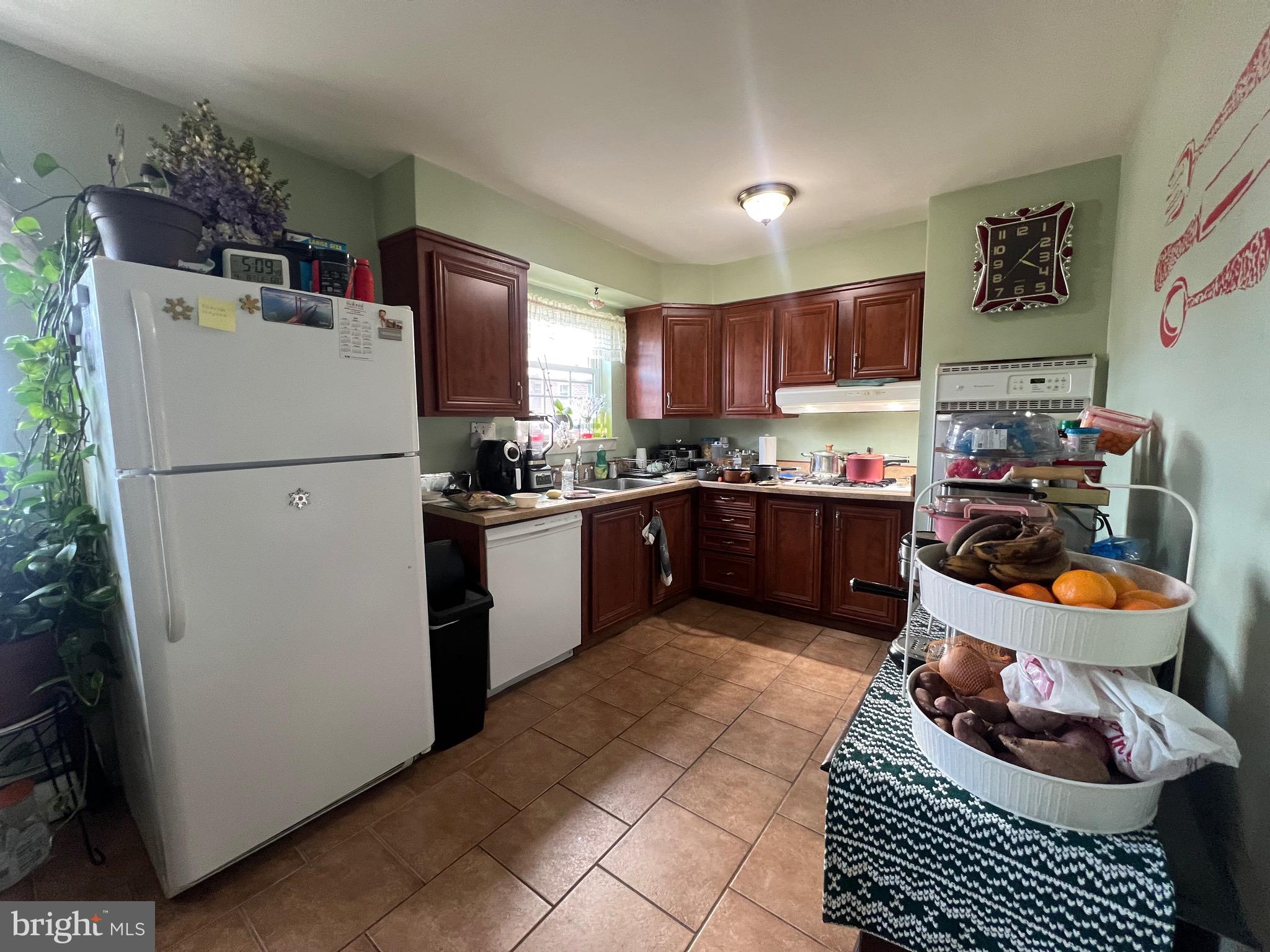 1147 TABOR PLAZA