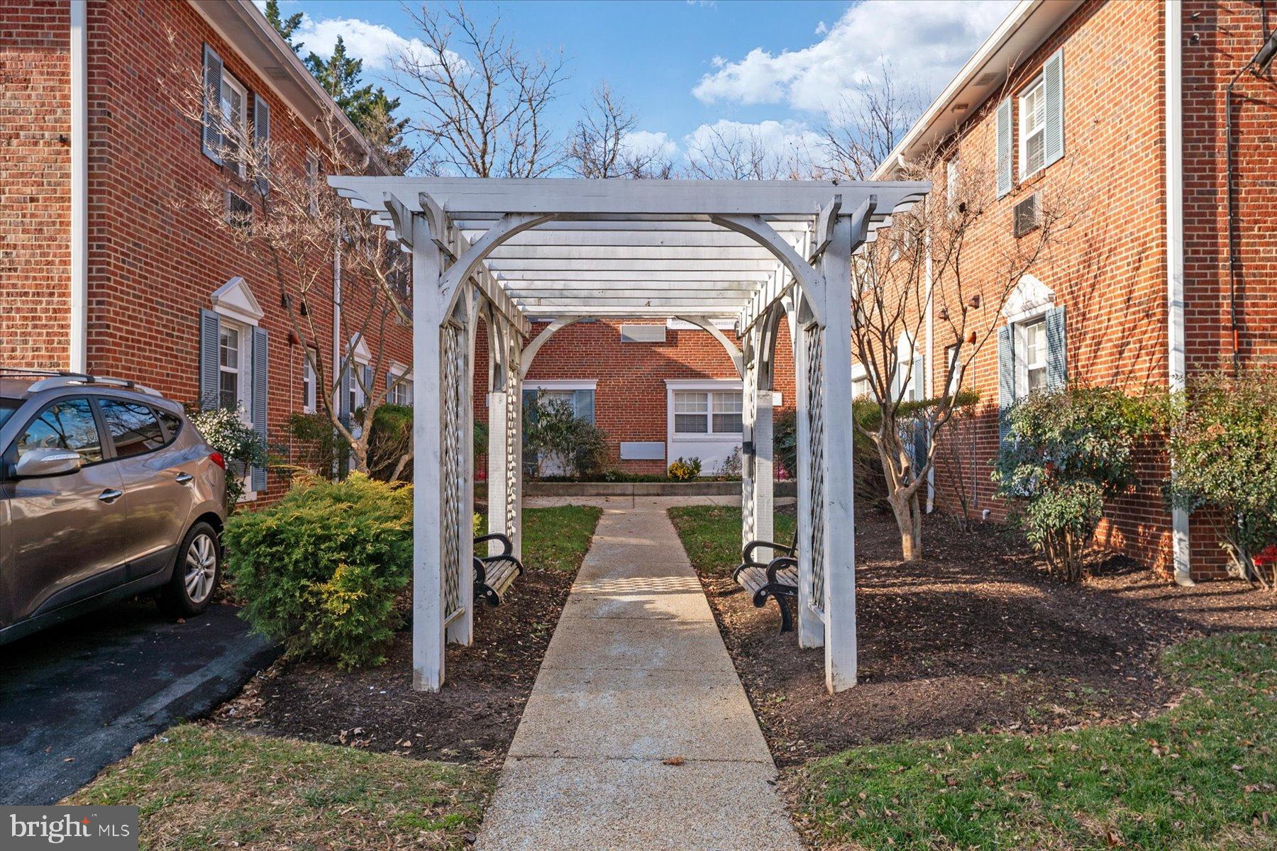 THE OAKS NORTH - Residential