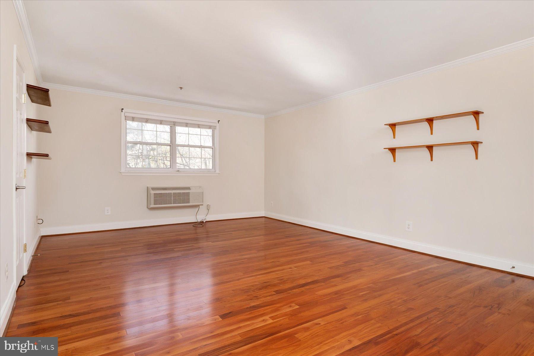 THE OAKS NORTH - Residential