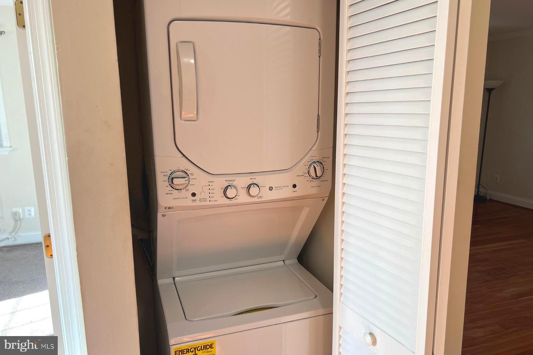 THE OAKS NORTH - Residential