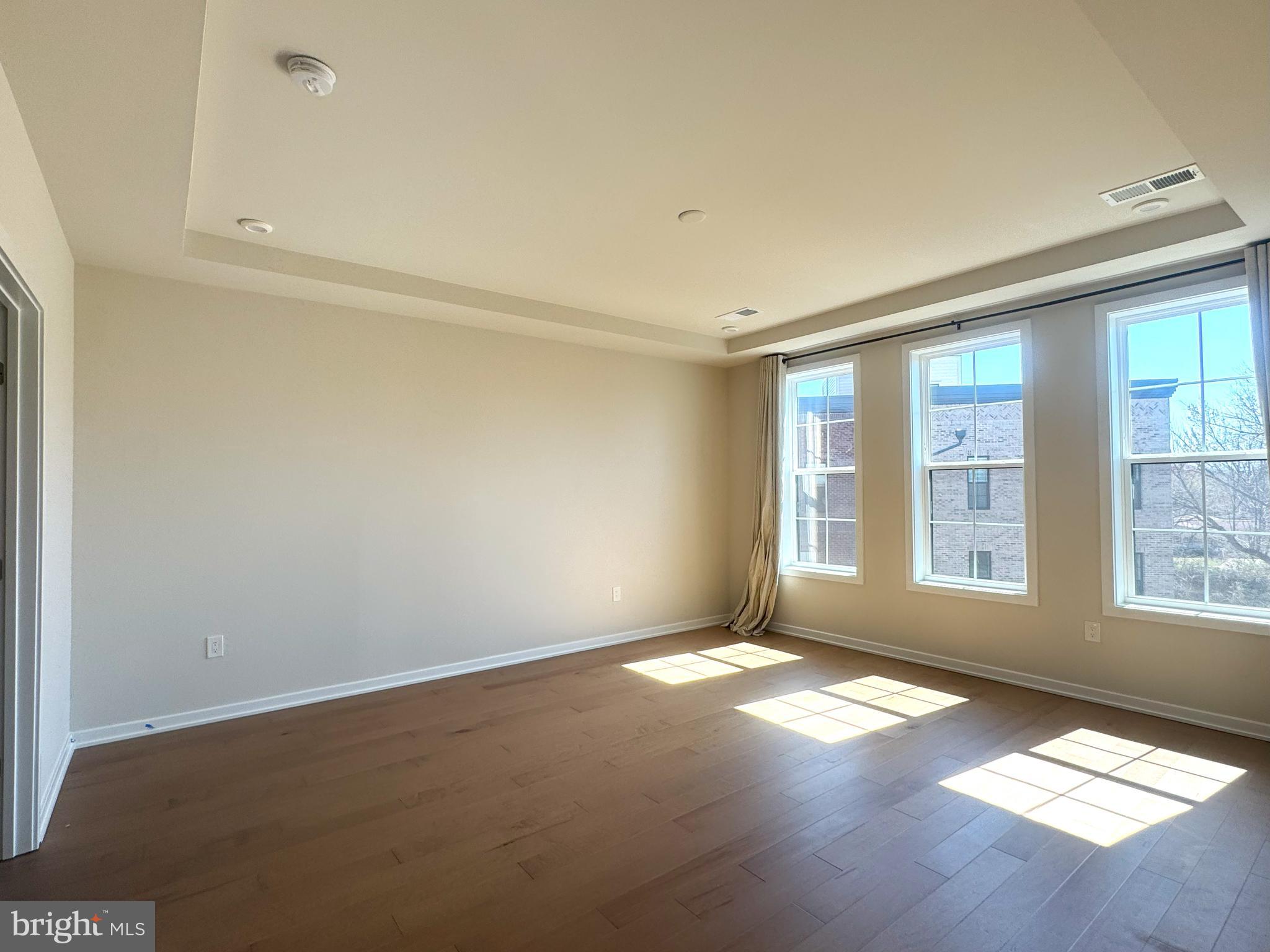 UNION PARK AT MCLEAN - Residential Lease