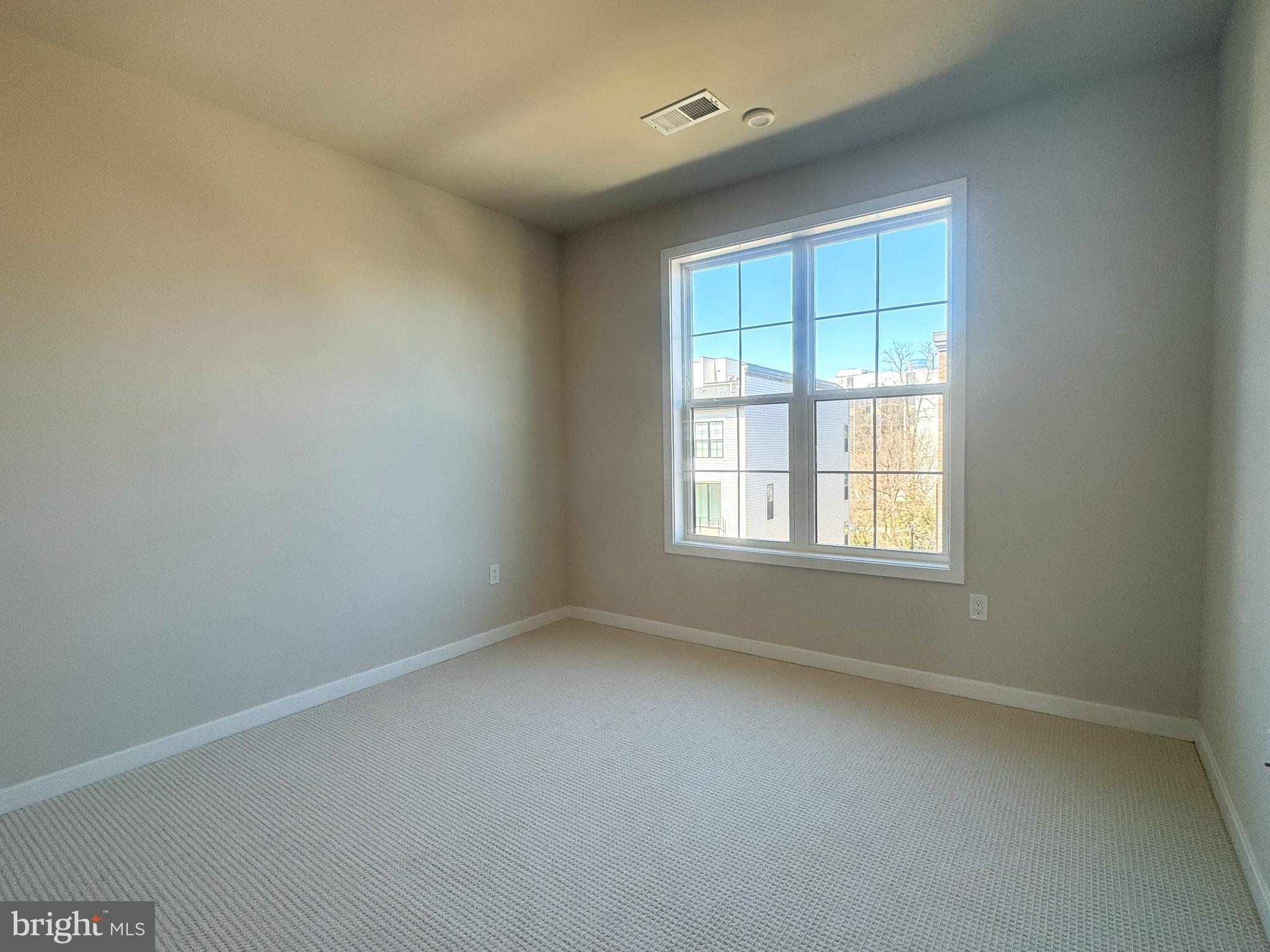 UNION PARK AT MCLEAN - Residential Lease