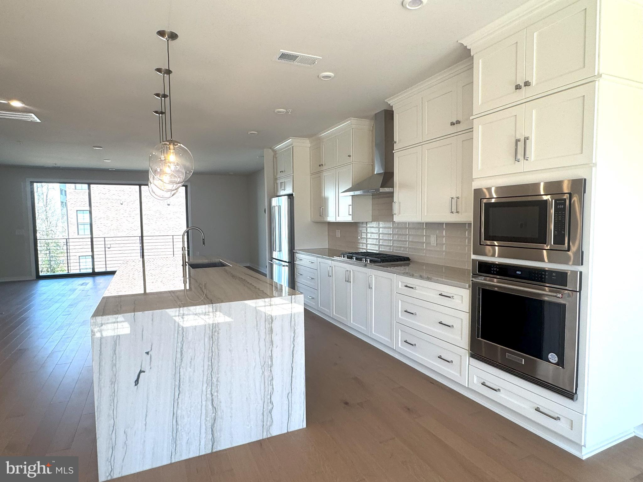 UNION PARK AT MCLEAN - Residential Lease