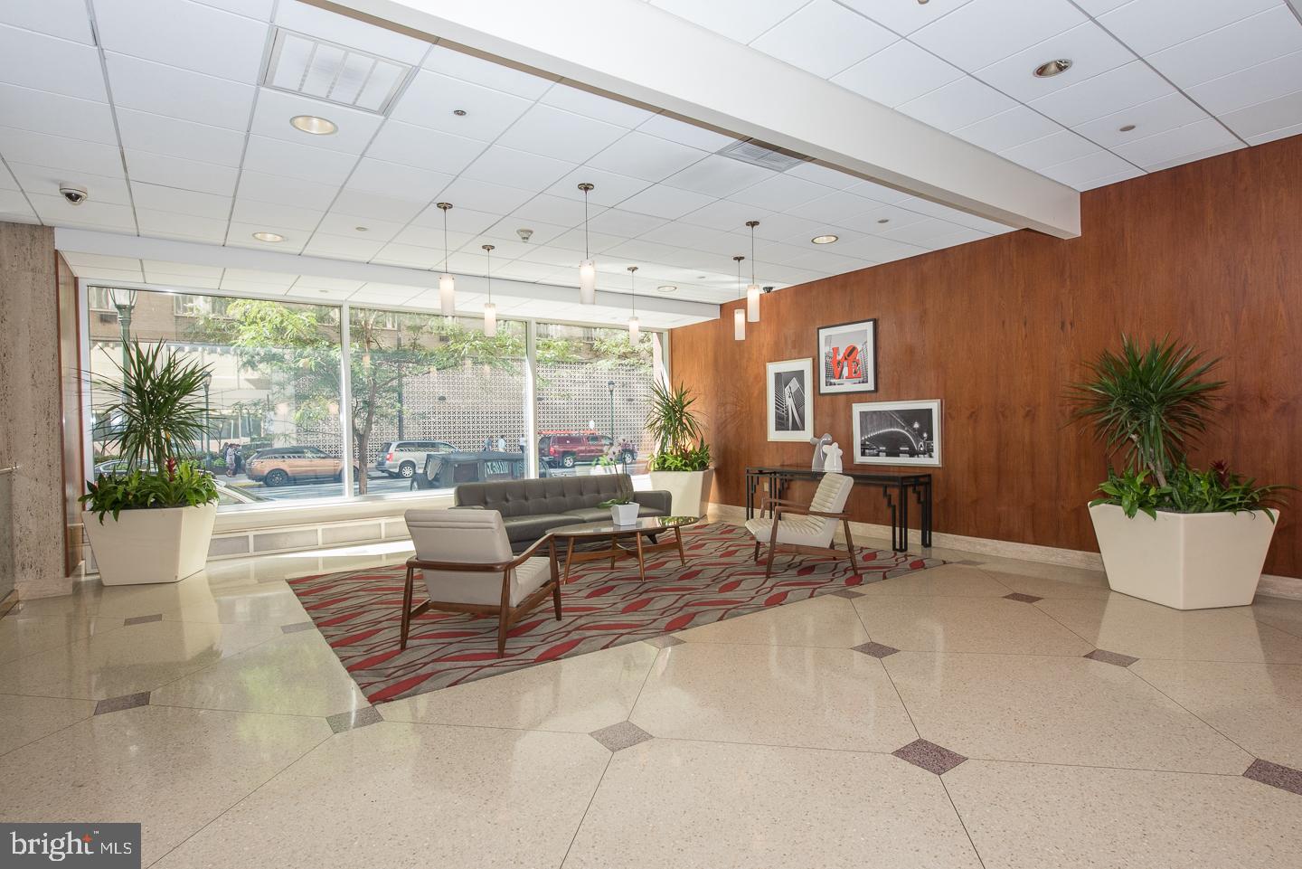 RITTENHOUSE SQUARE - Residential