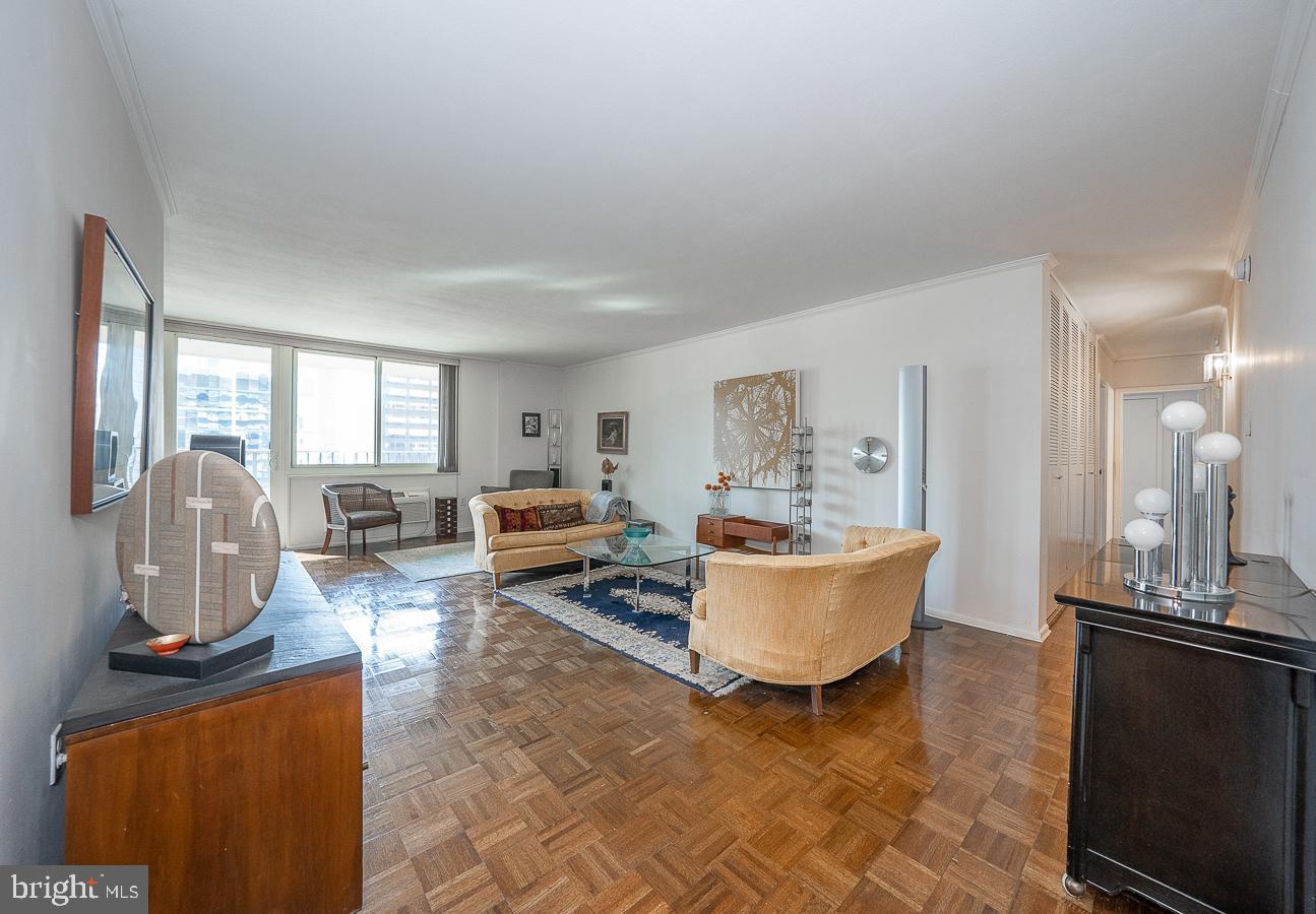 RITTENHOUSE SQUARE - Residential