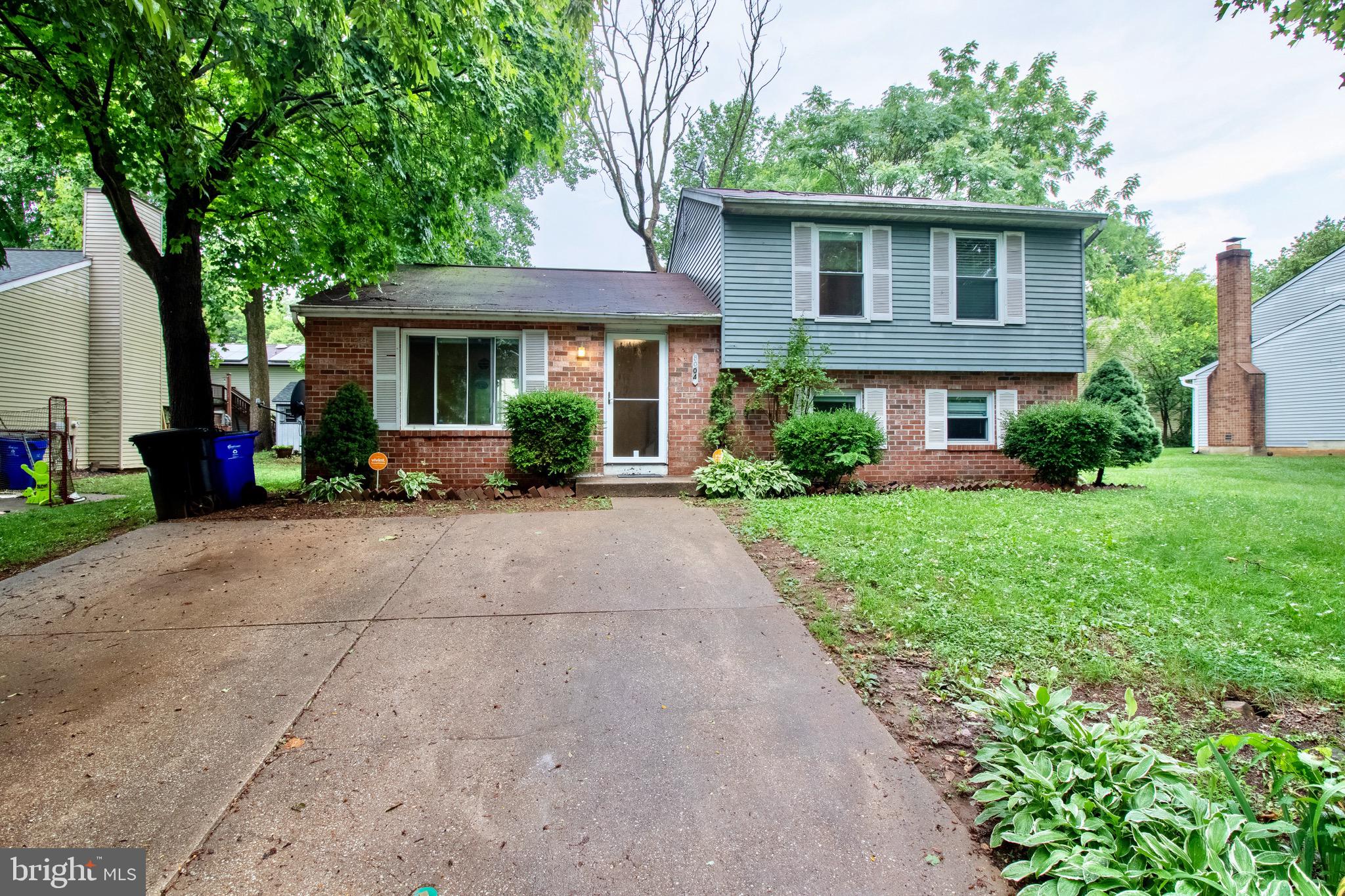 GREENBRIAR WOODS - Residential